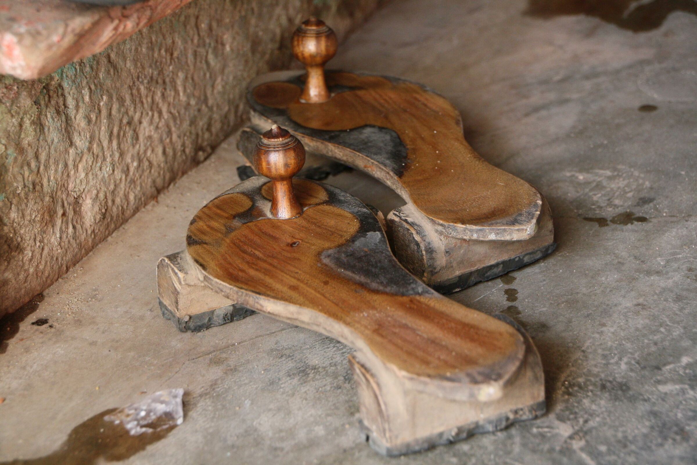 Comode calzature indiane