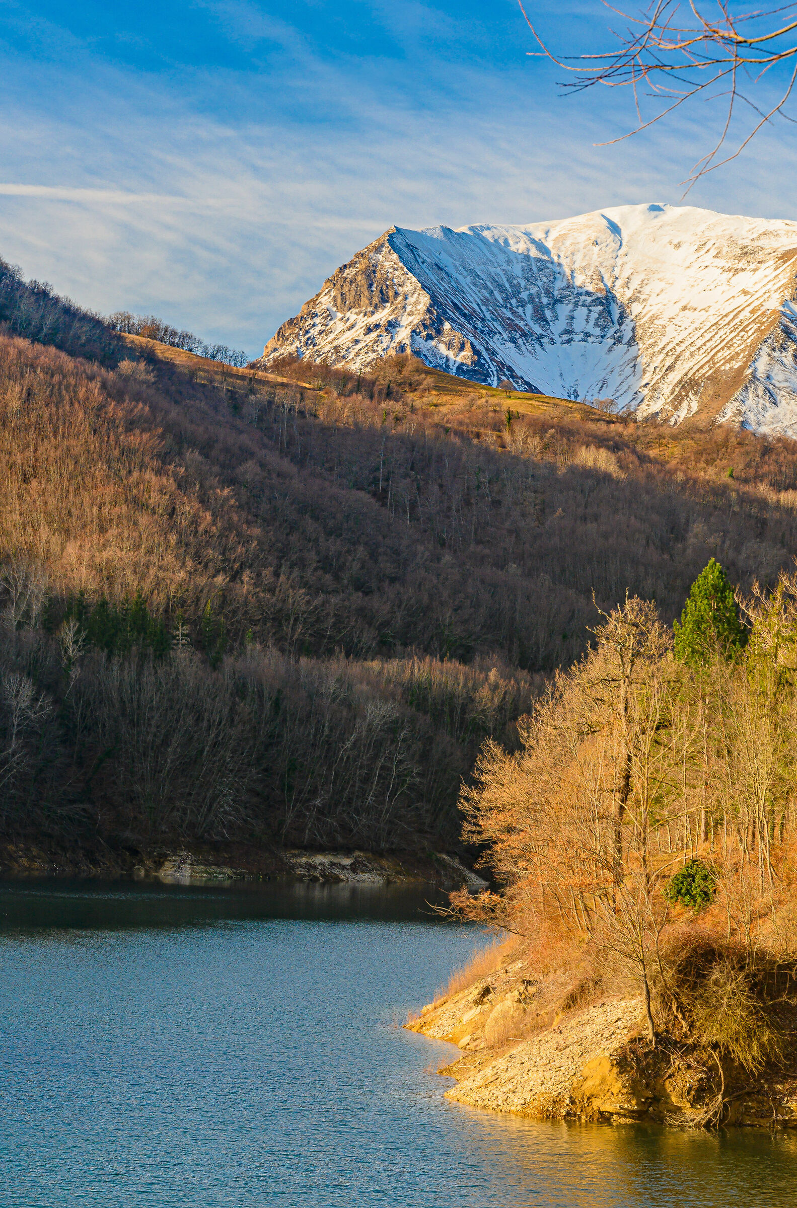 Il Vettore dando uno sguardo al Lago di Gerosa