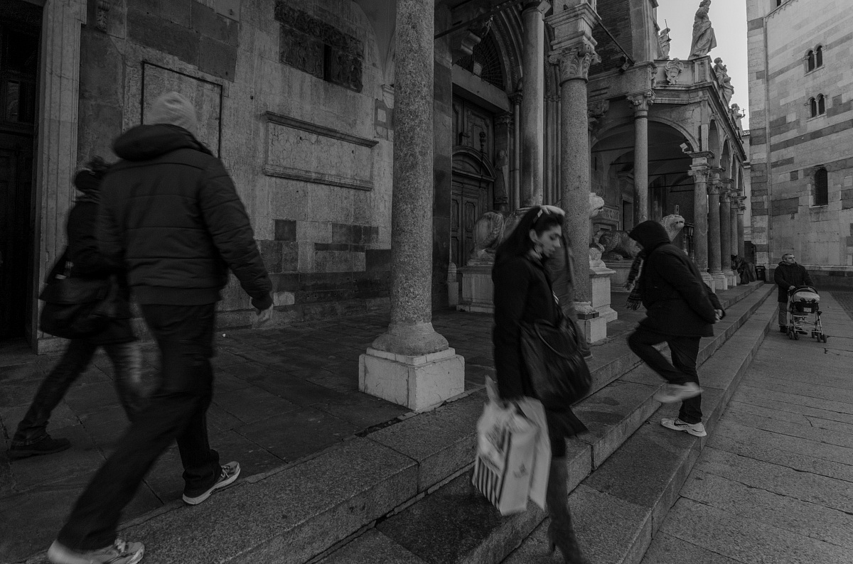 Gente che va gente che viene