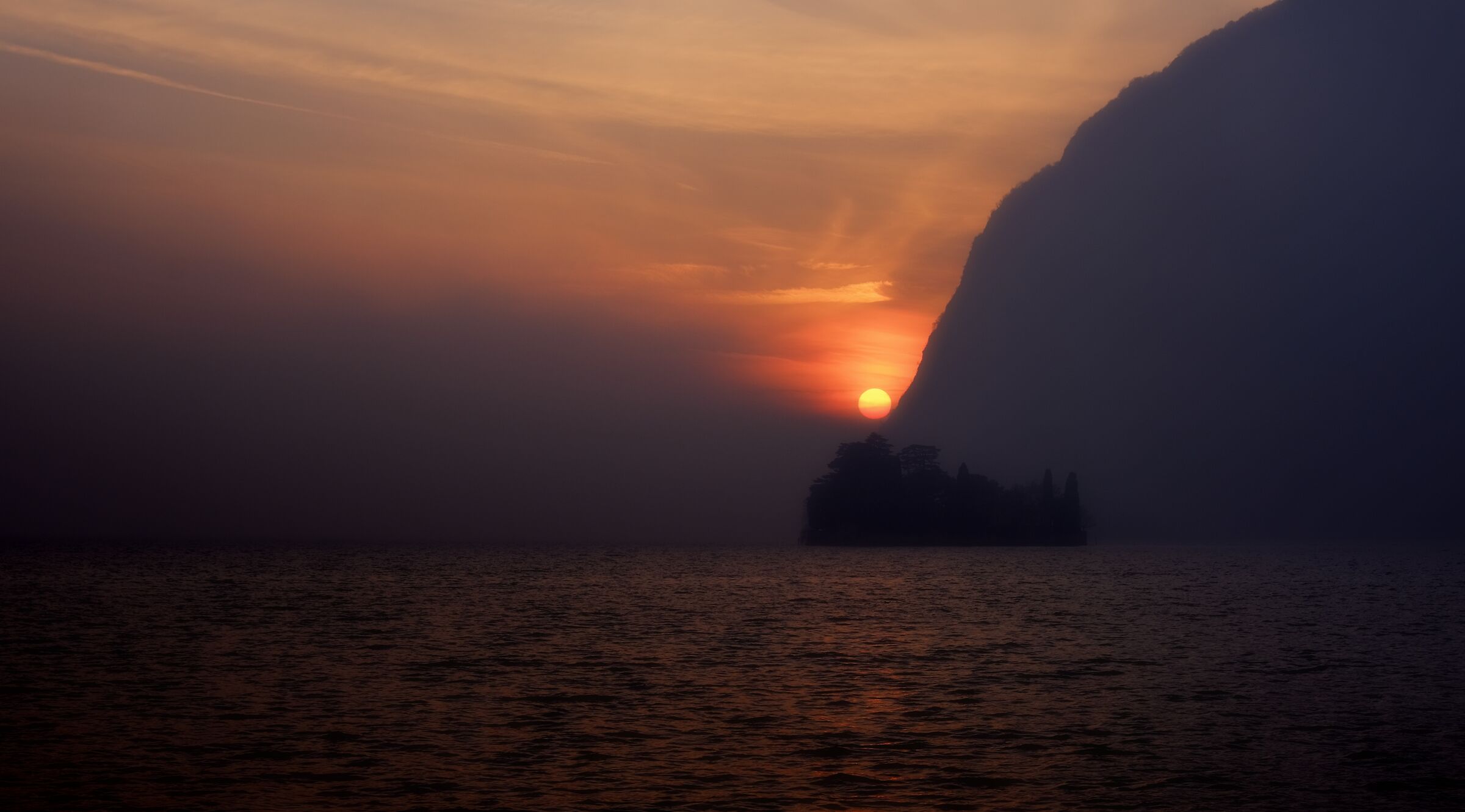 Sunset. Sao Paulo Island. Lake Iseo.