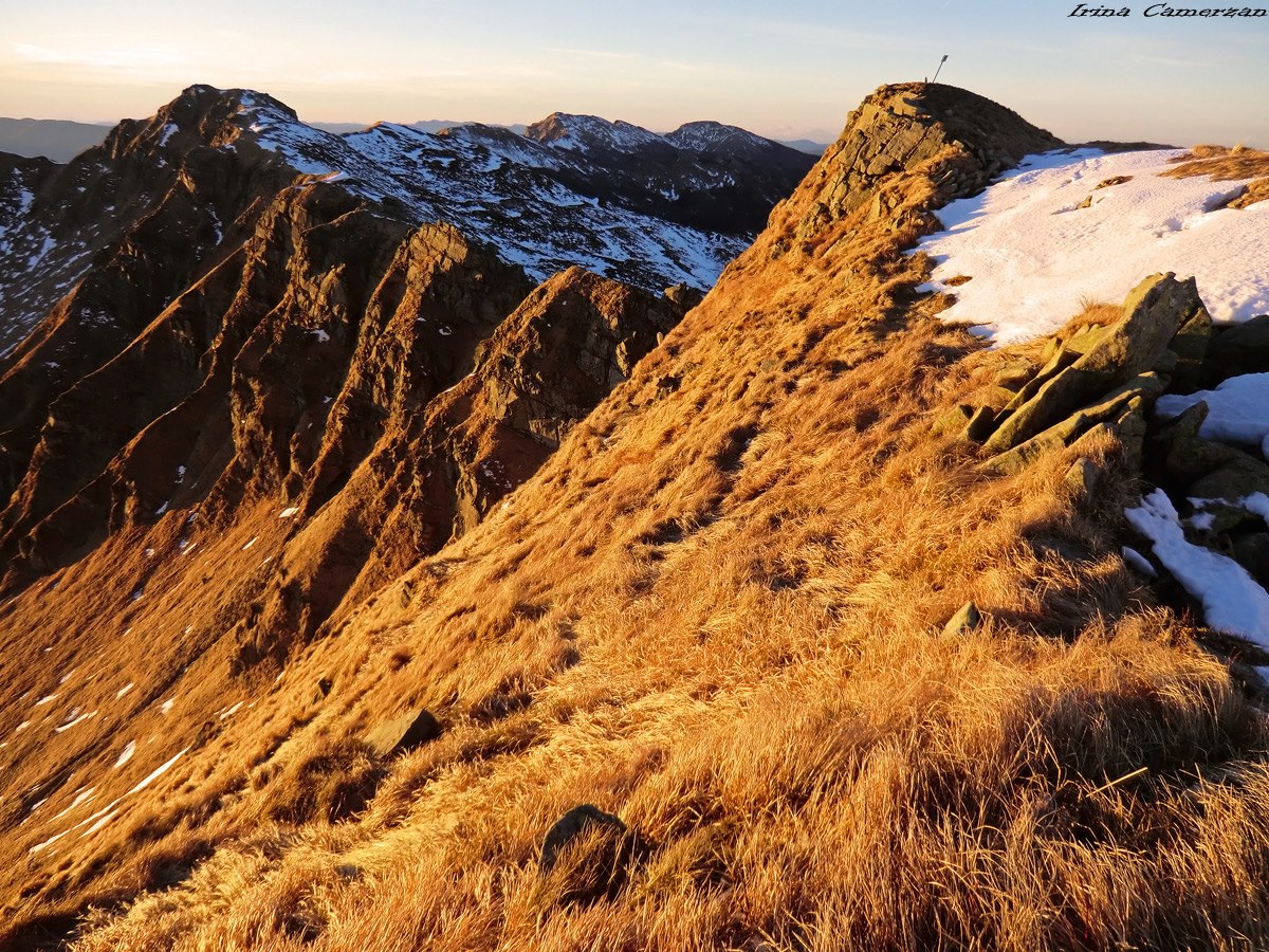 Luce sul monte Paitino ..