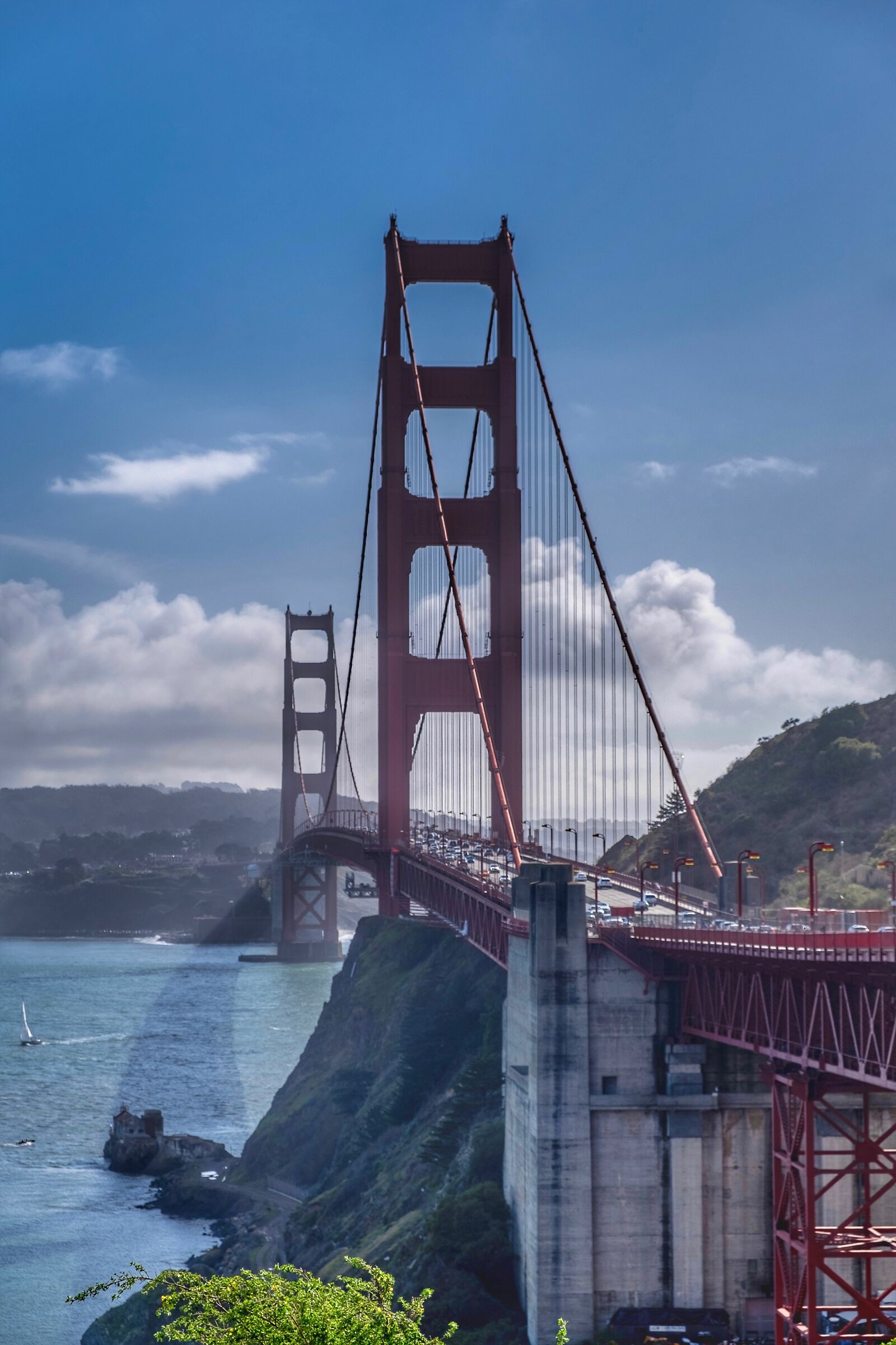 Golden Gate Bridge, A