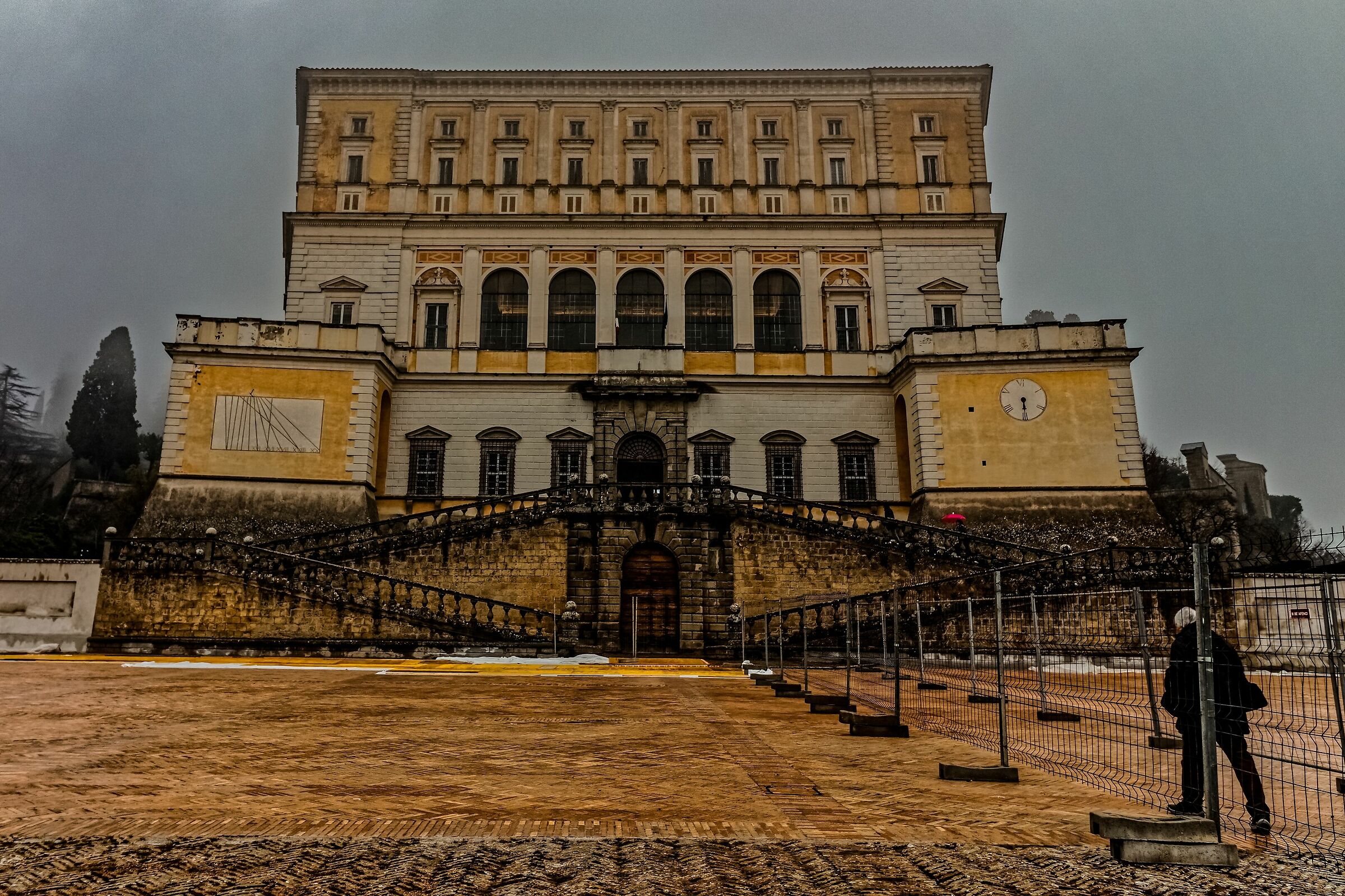 Anche a Palazzo Farnese