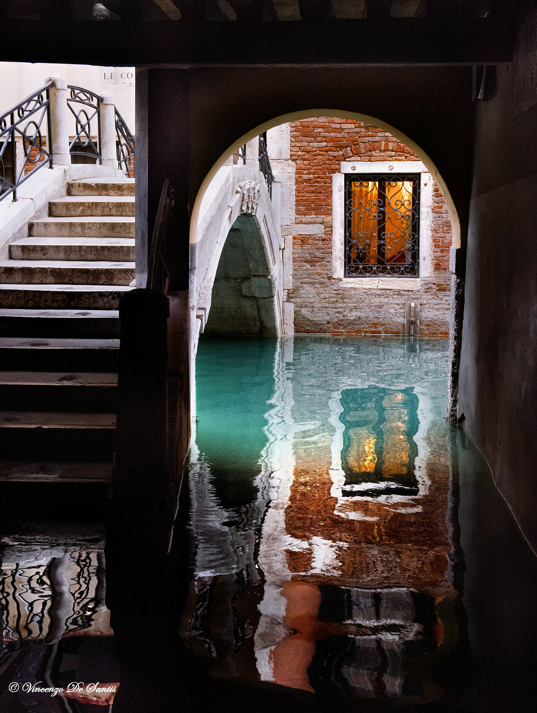 Venezia  Sottoportego Ponte de le Colonne