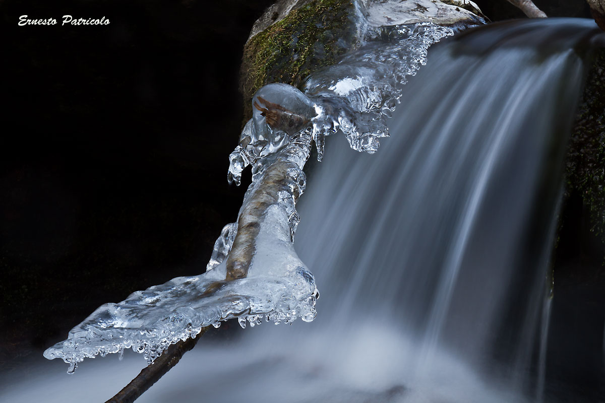 Ice shapes and water games