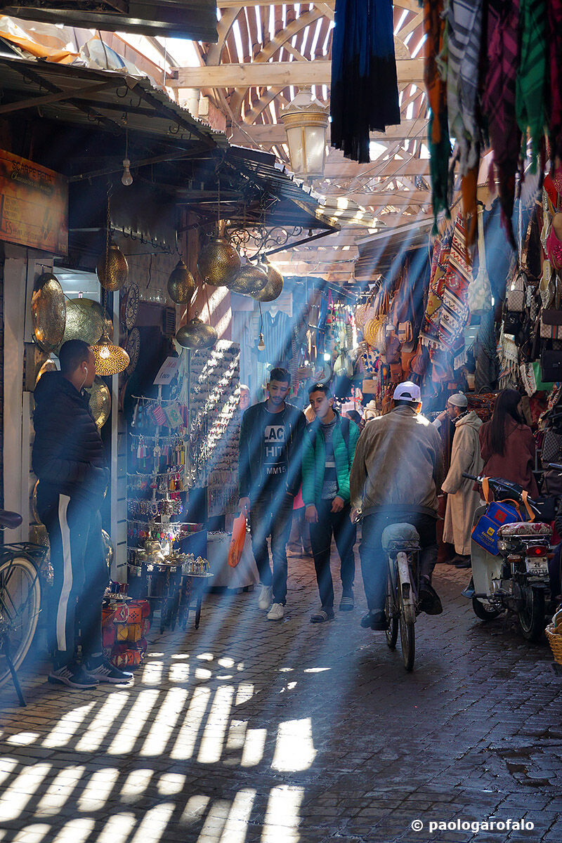 Blue Rays (Attraversando il Souk)