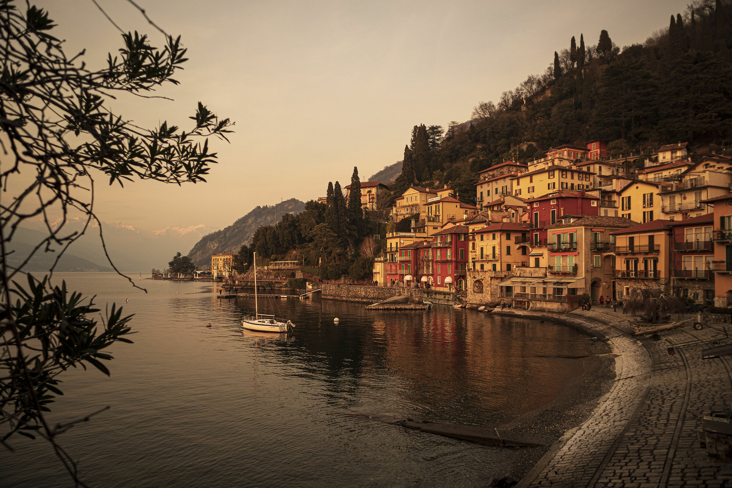 "Quel ramo del lago di Como..."