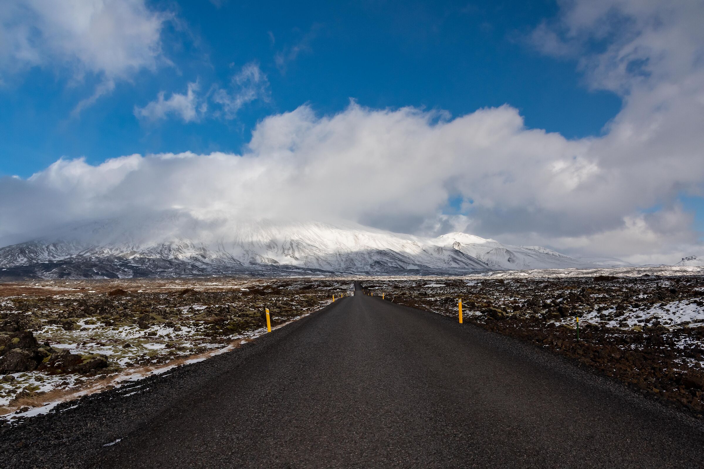 Street in Grundarfj'r'ur