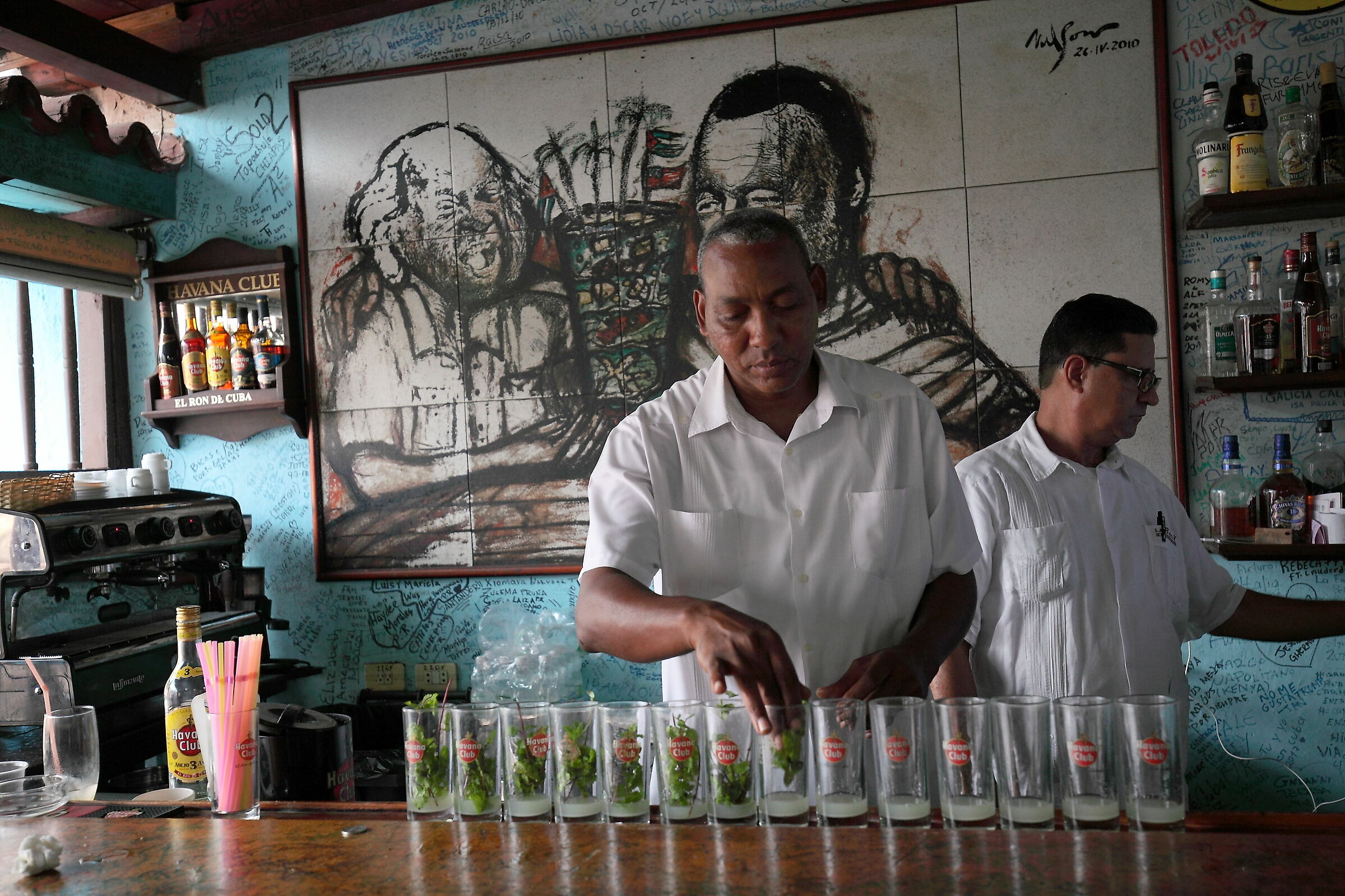 Un mojito para mi por favor