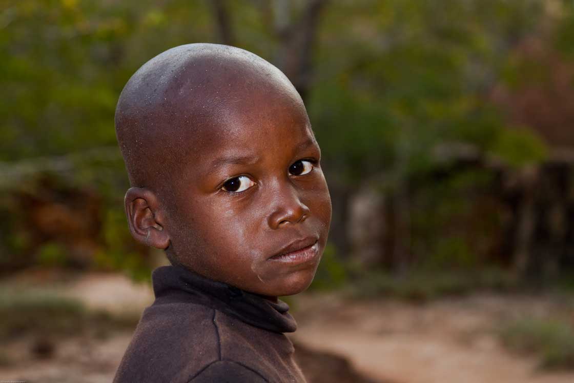 ragazzino Kenyiano