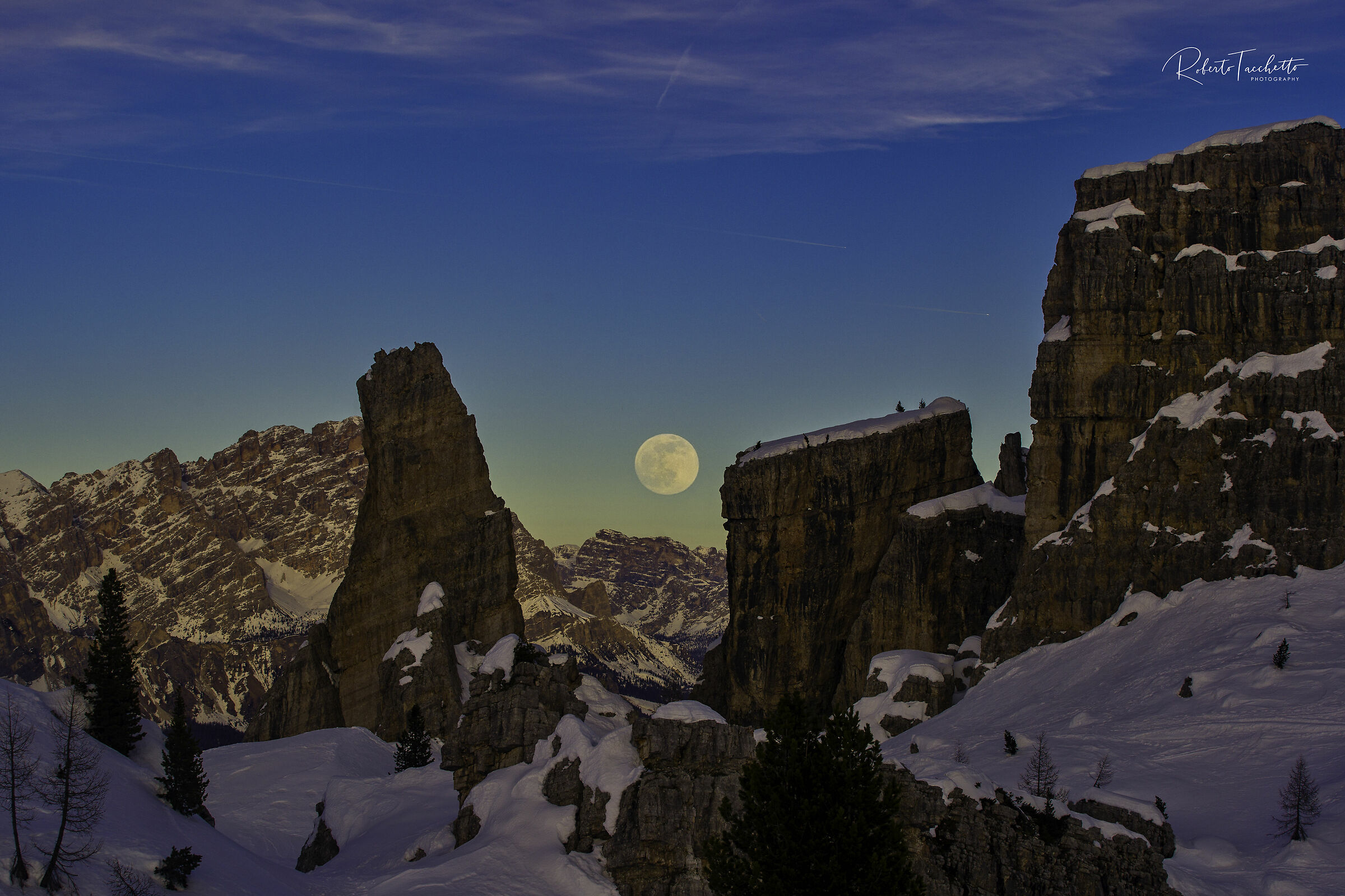 Supermoon from the Five Towers