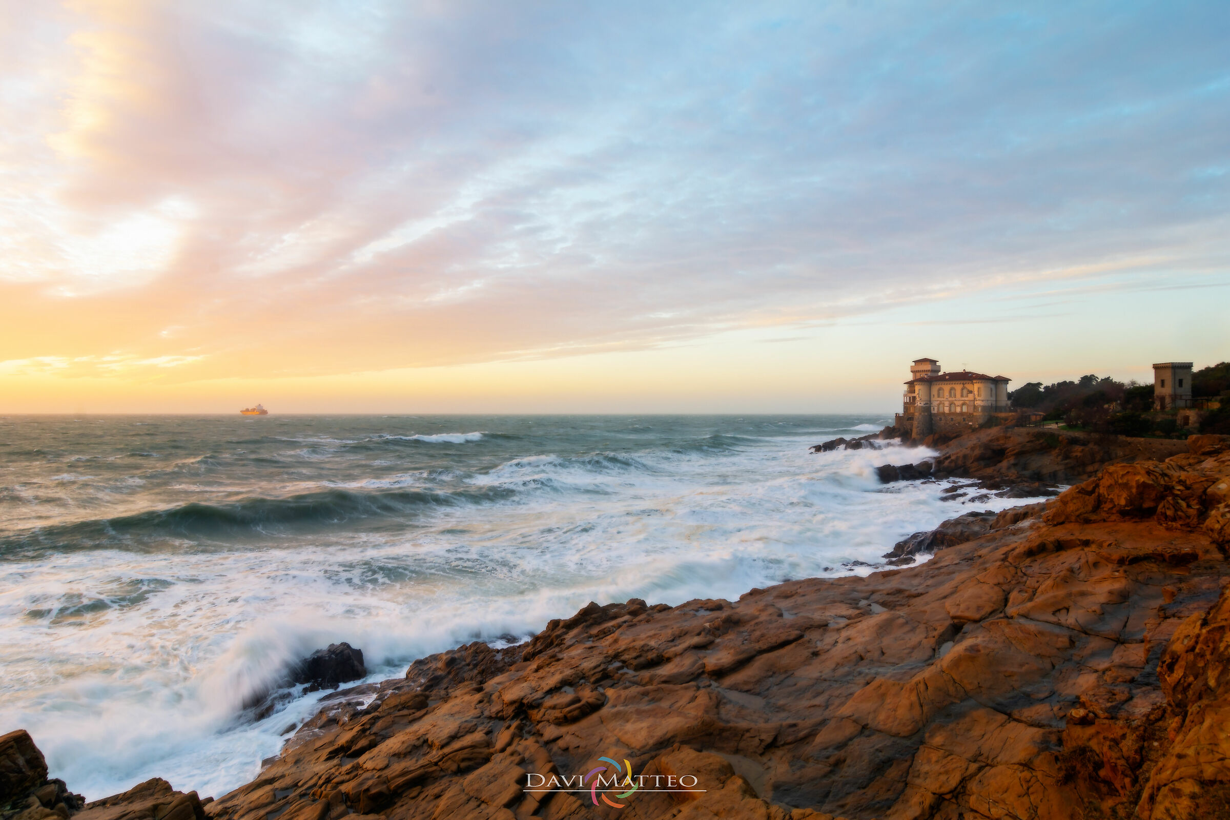 tramonto al castello del boccale , calafuria