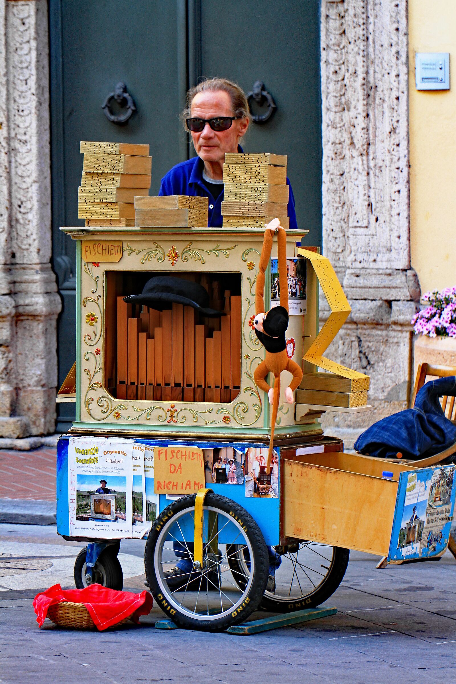 Piano player