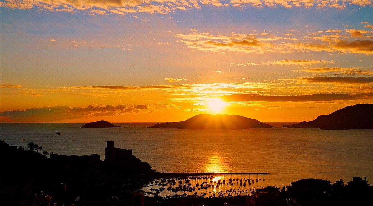 From Lerici to Portovenere