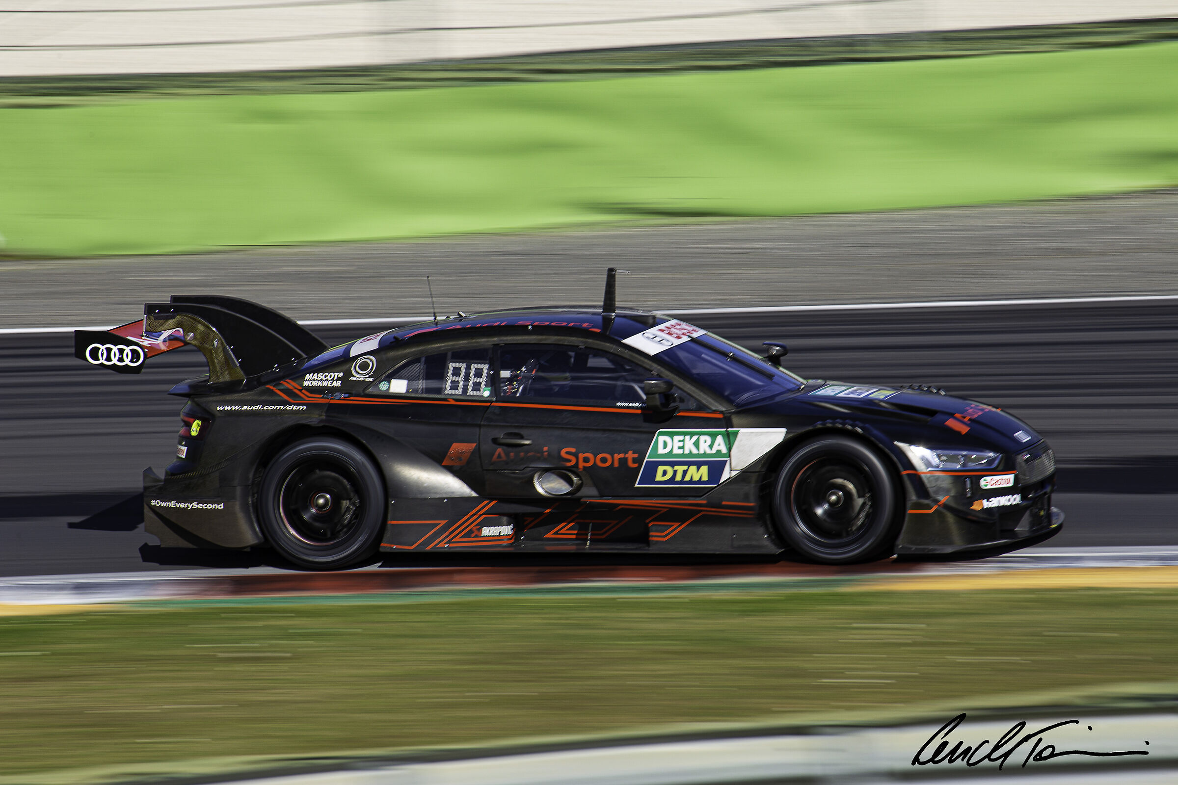 DTM AUDI RS5 Vallelunga Test