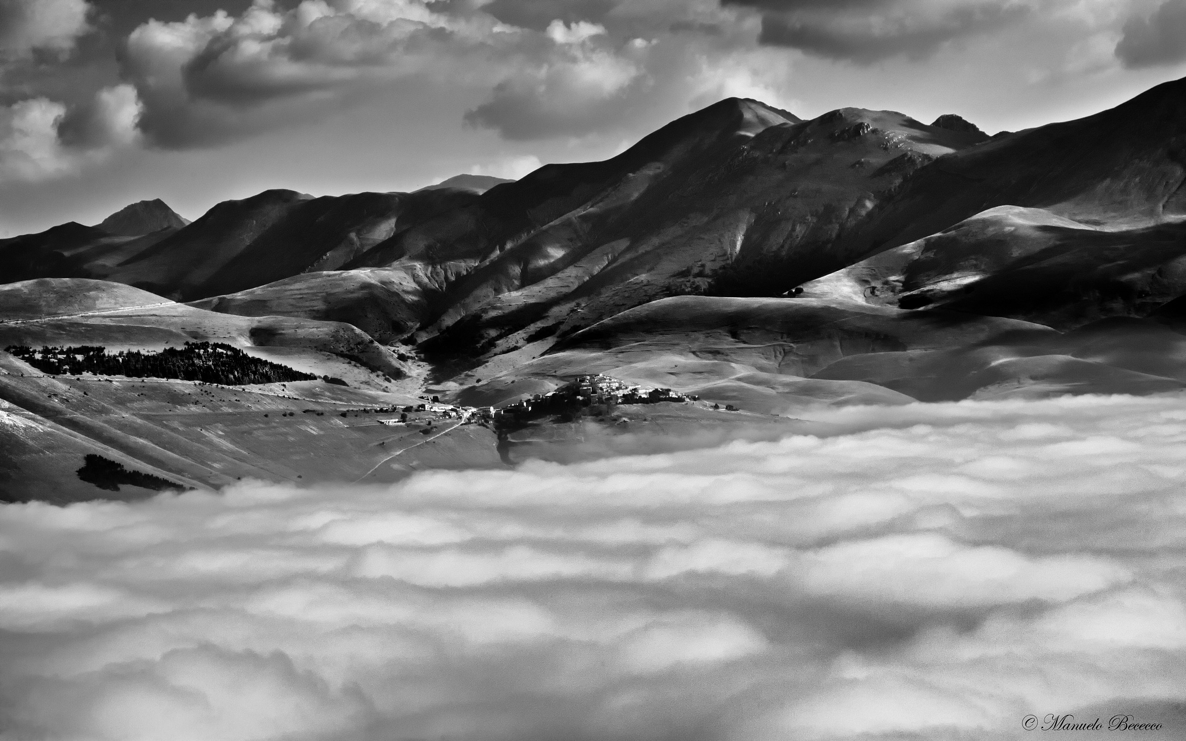 bianco e nero castelluccio di norcia
