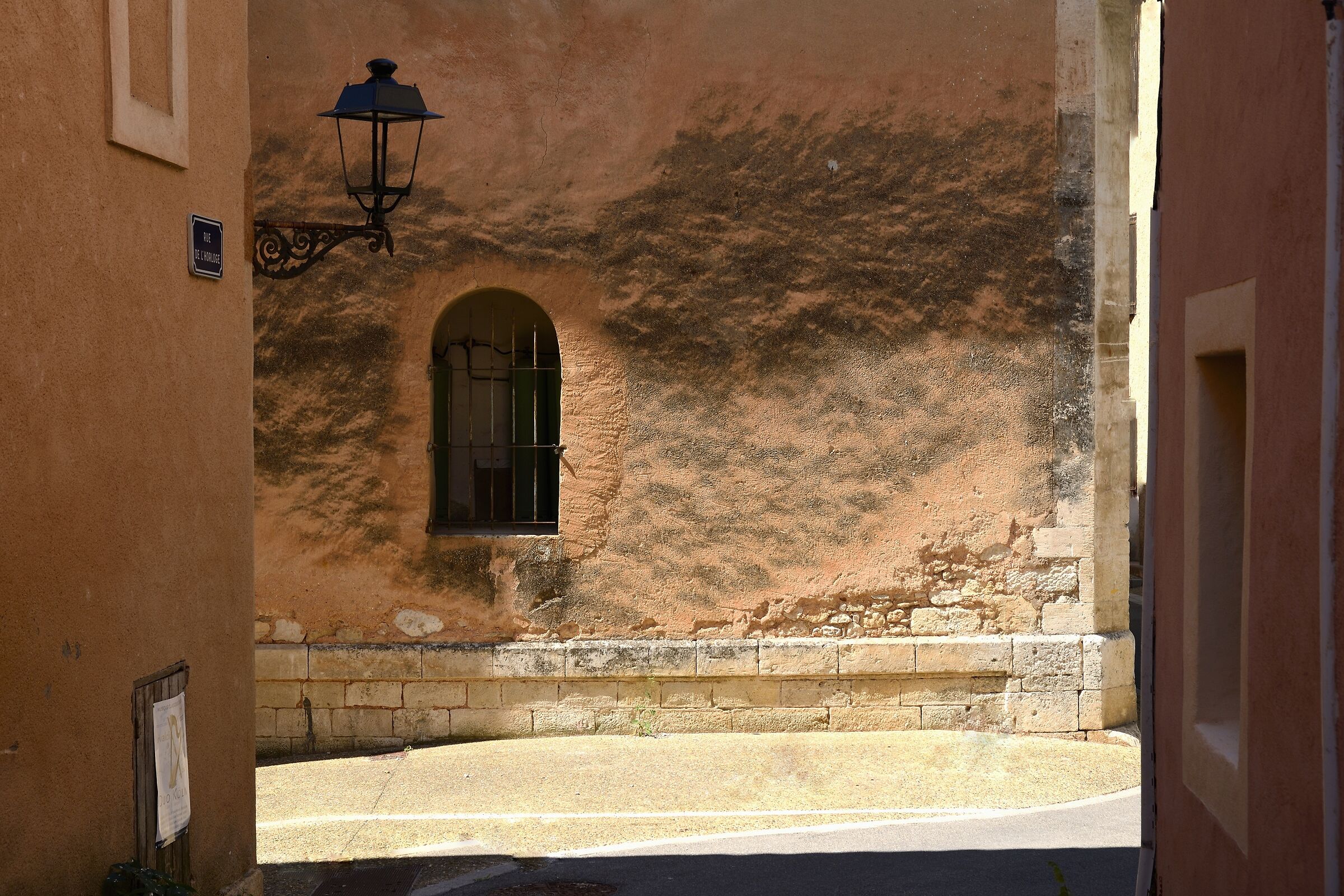 Saint-Saturnin-lès-Apt, Provenza