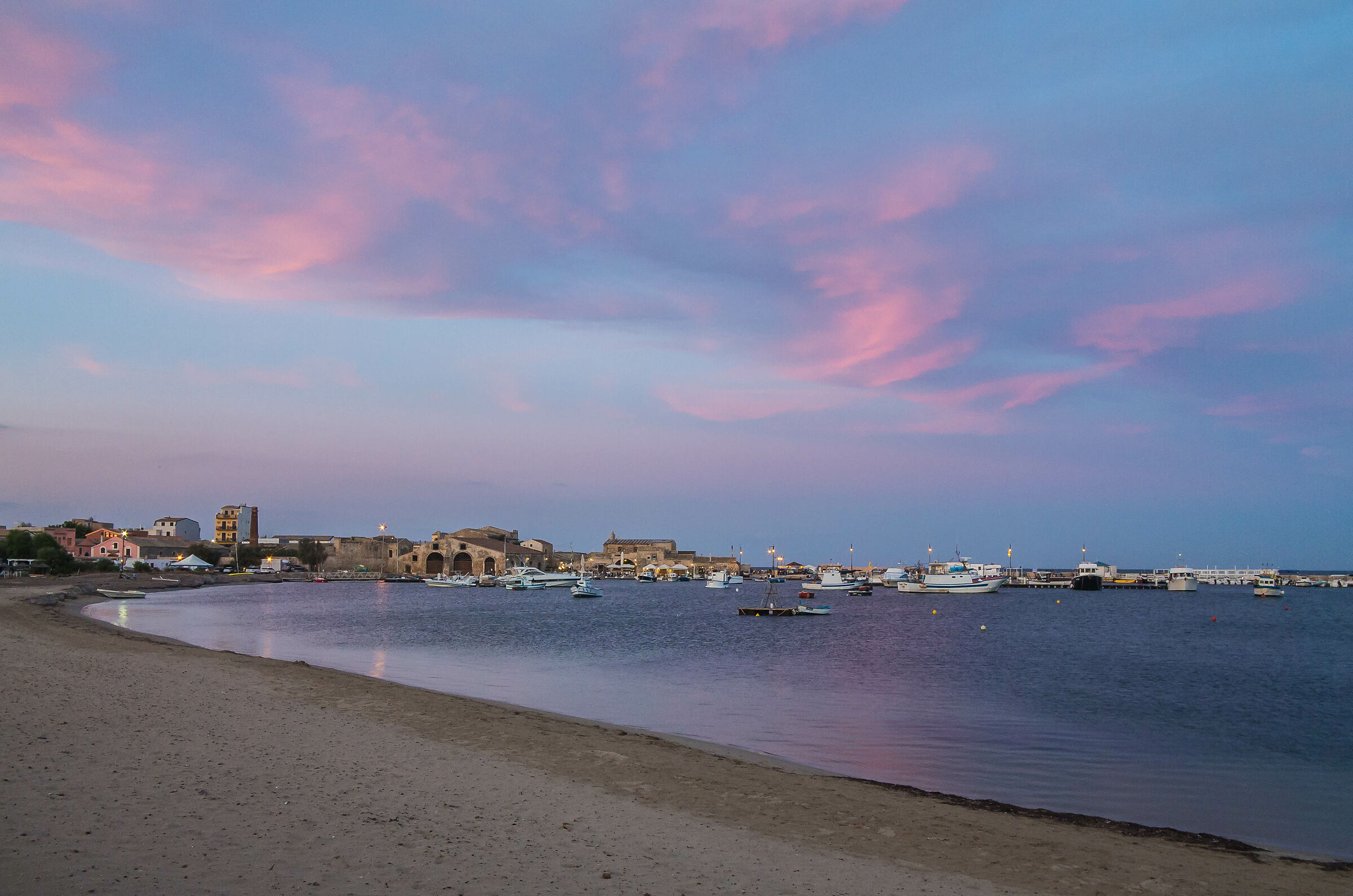 Il cielo si tinge di rosa