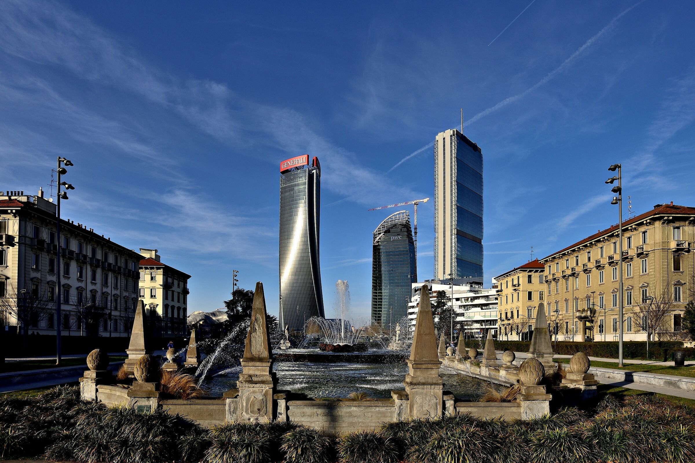 L'antica fontana...e i nuovi mostri!