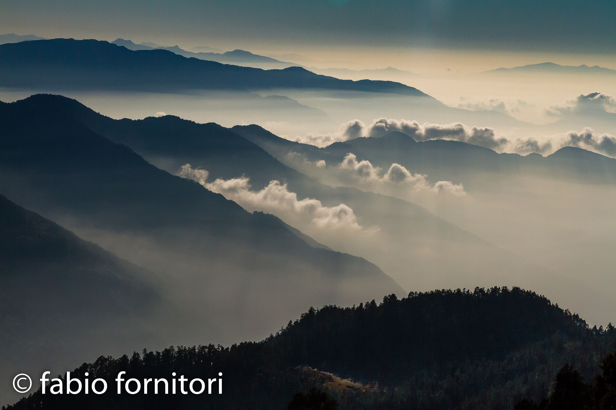 Going down to Hellambu , Nepal 2011