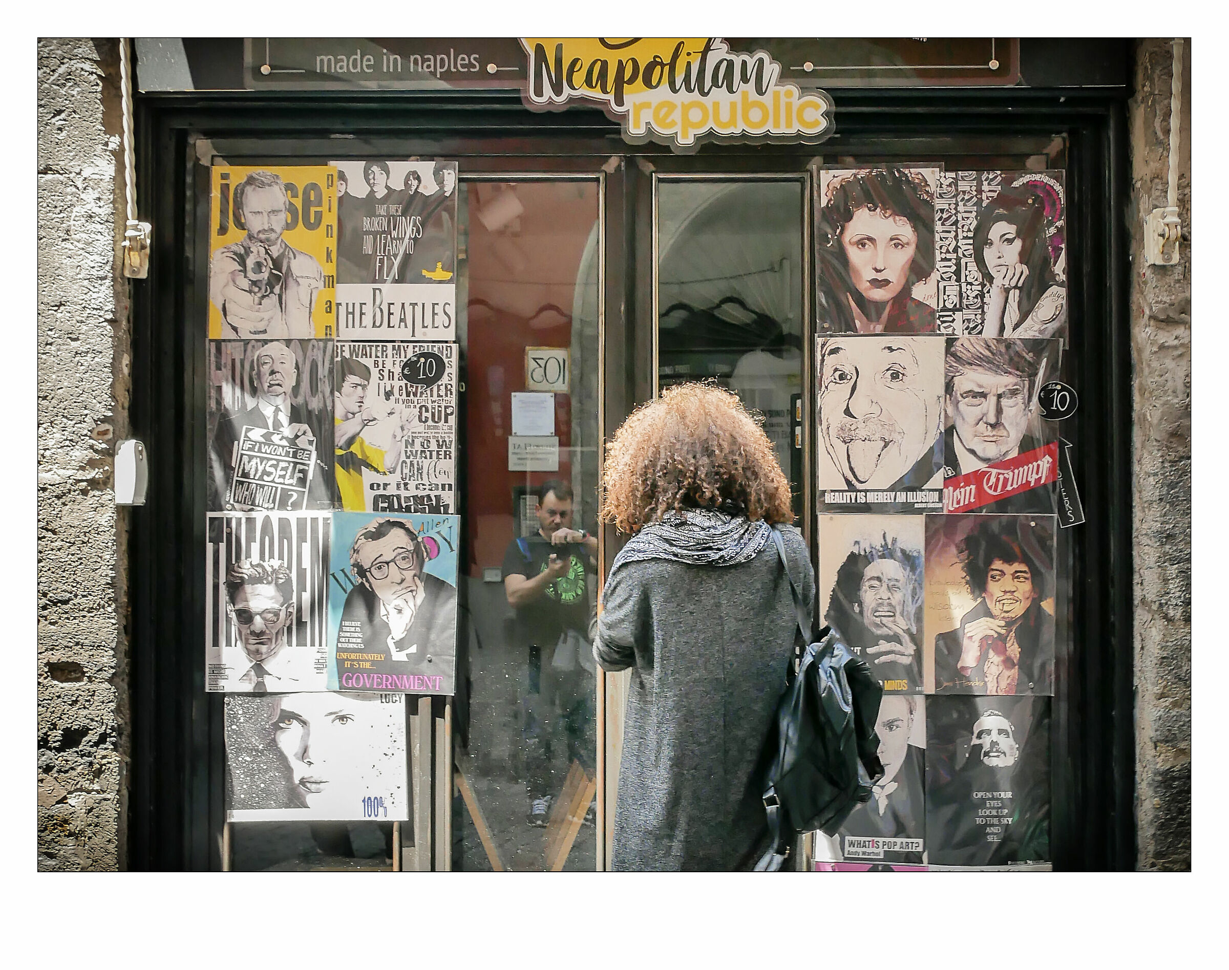 -Perché mi guardate???