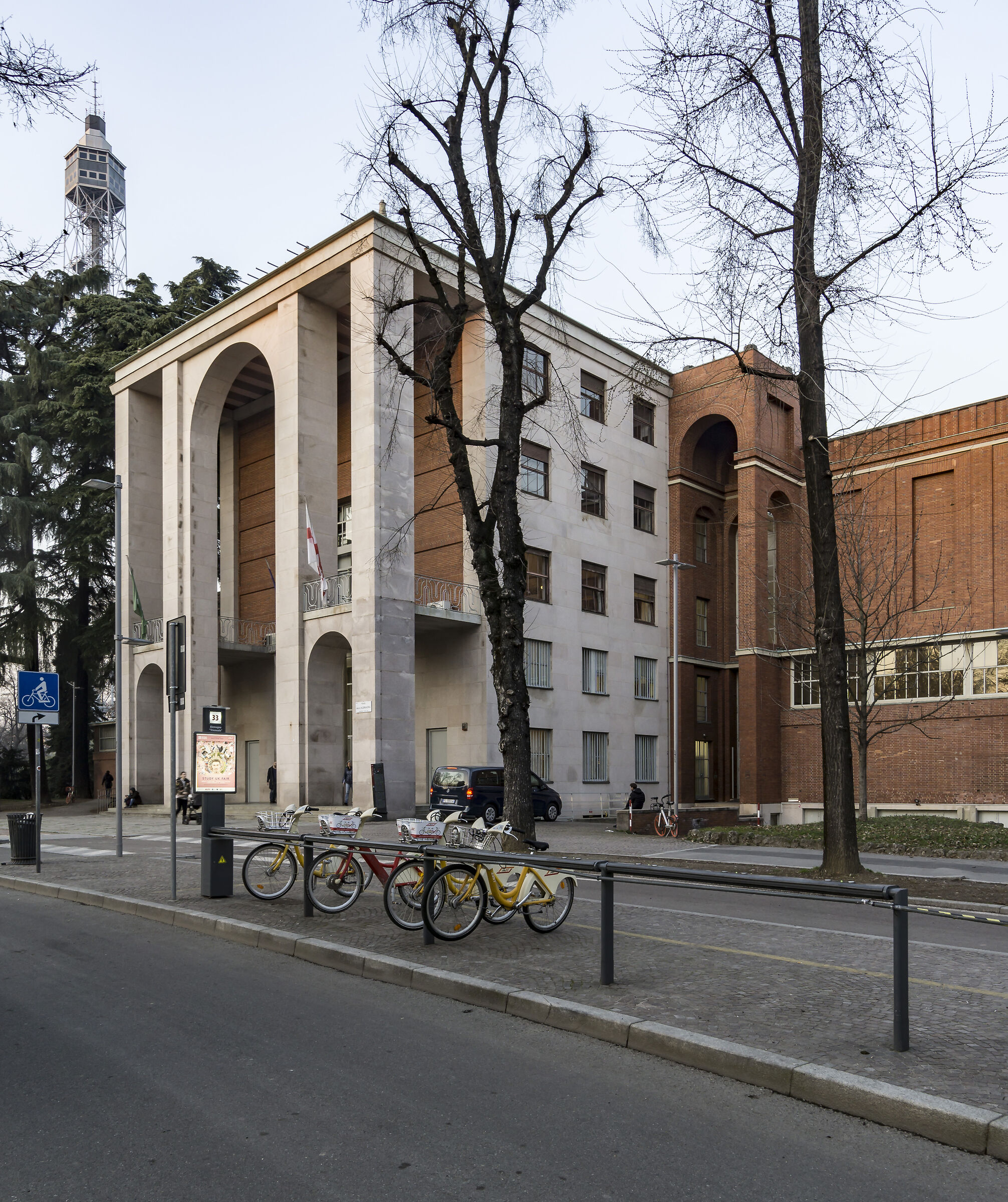 Palazzo dell'Arte e Torre Branca