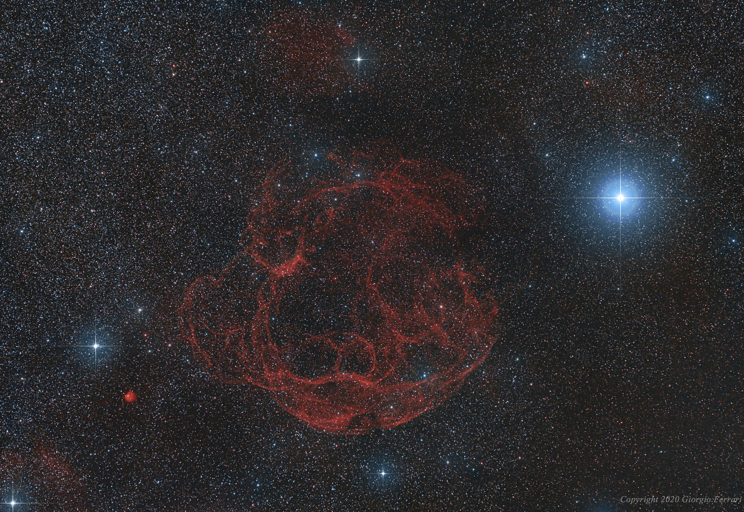 Simeis 147 (Spaghetti Nebula)