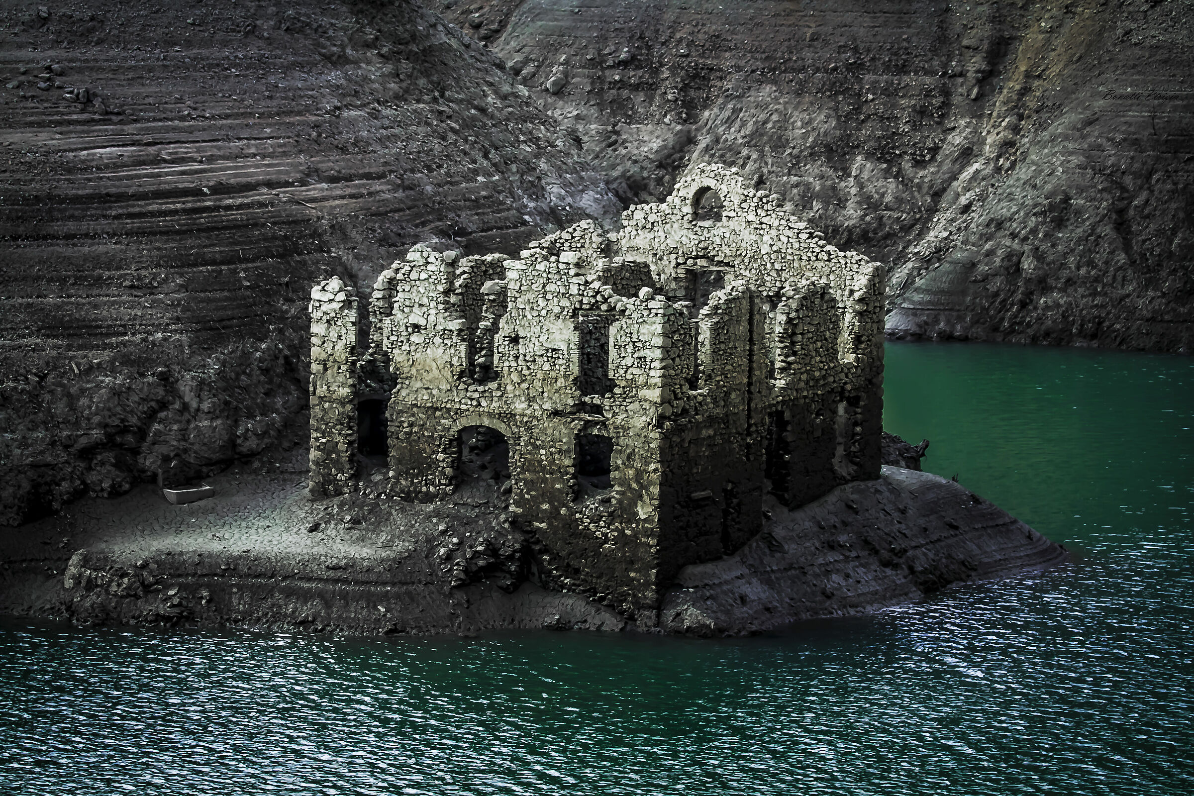 Here.. my dream has come true (valvestino)