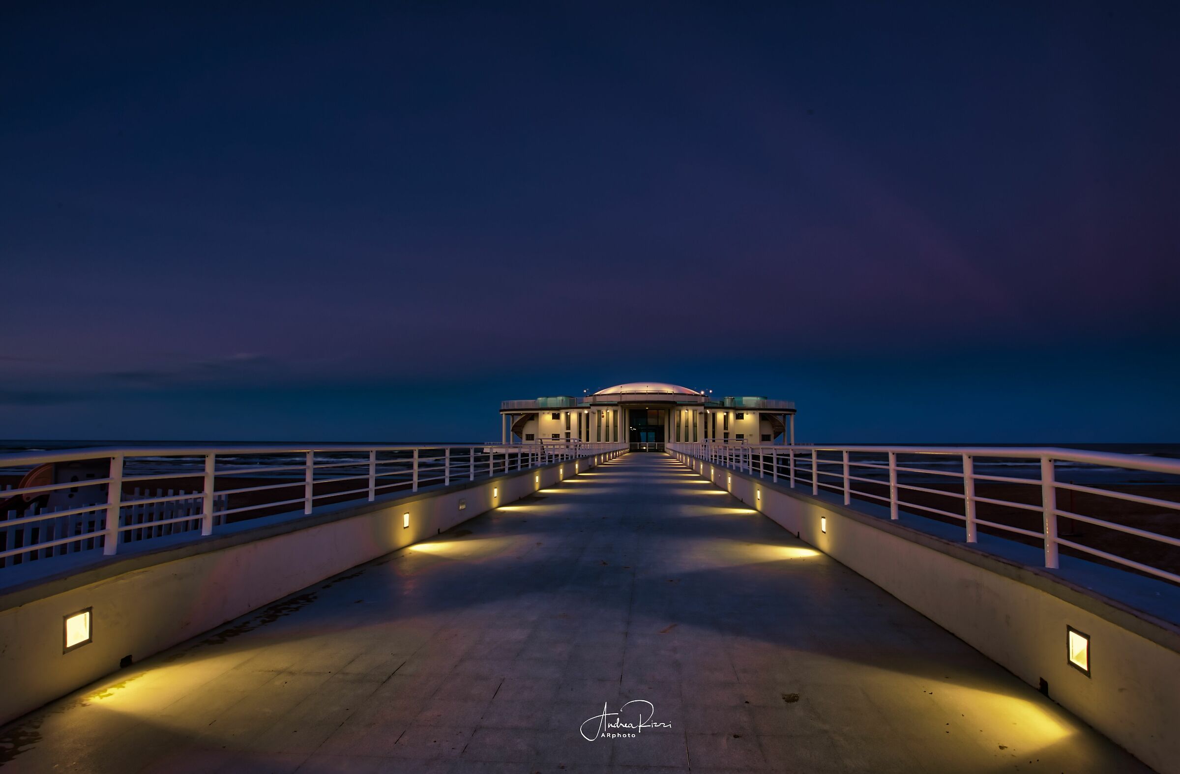 Una rotonda sul mare...