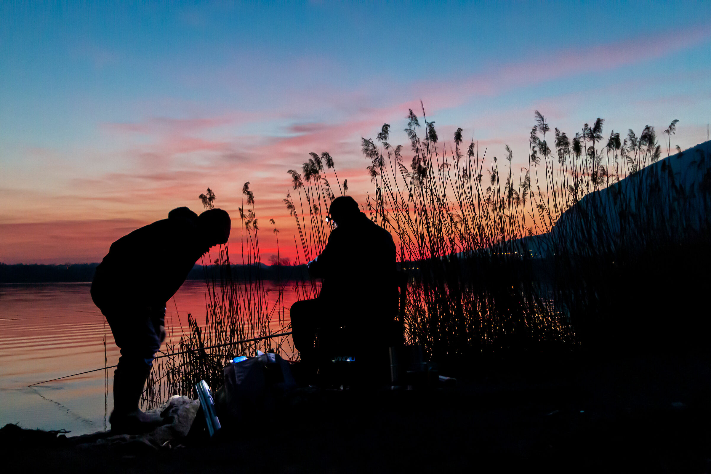 Tramonto sul lago di Annone