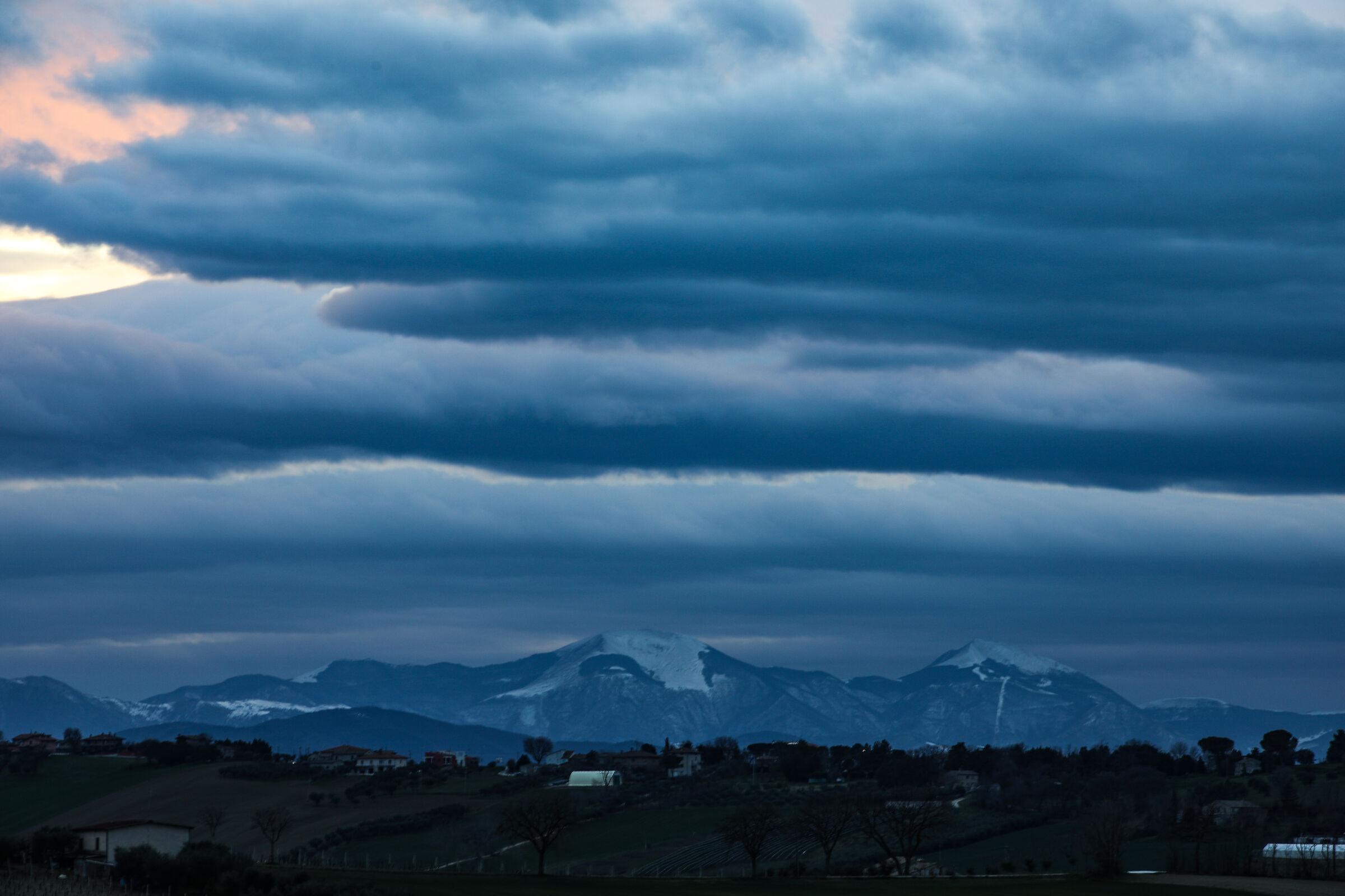 Sunset over Mount Catria (PU)
