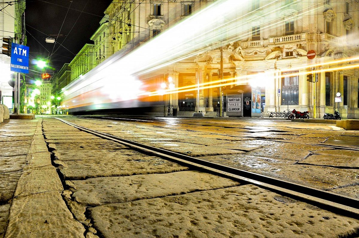 Milano Light Streams