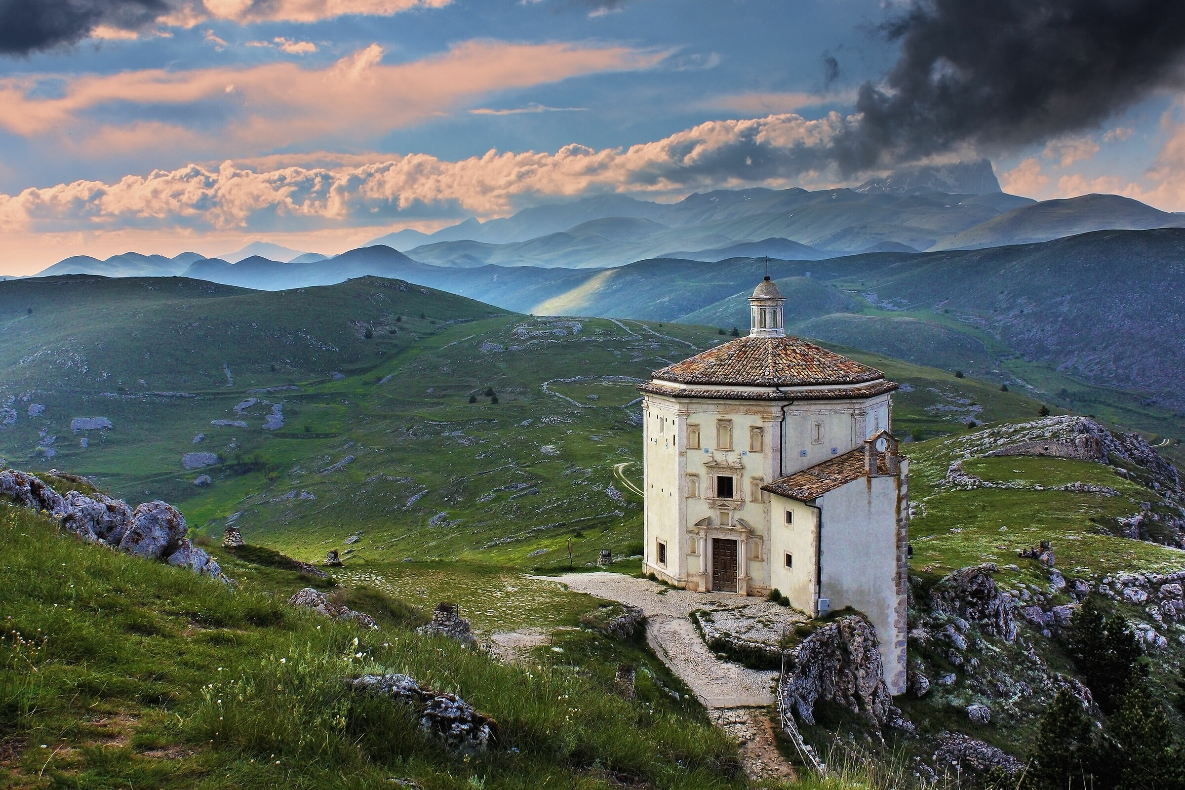 St. Mary Of Pietà. Calascio (AQ)