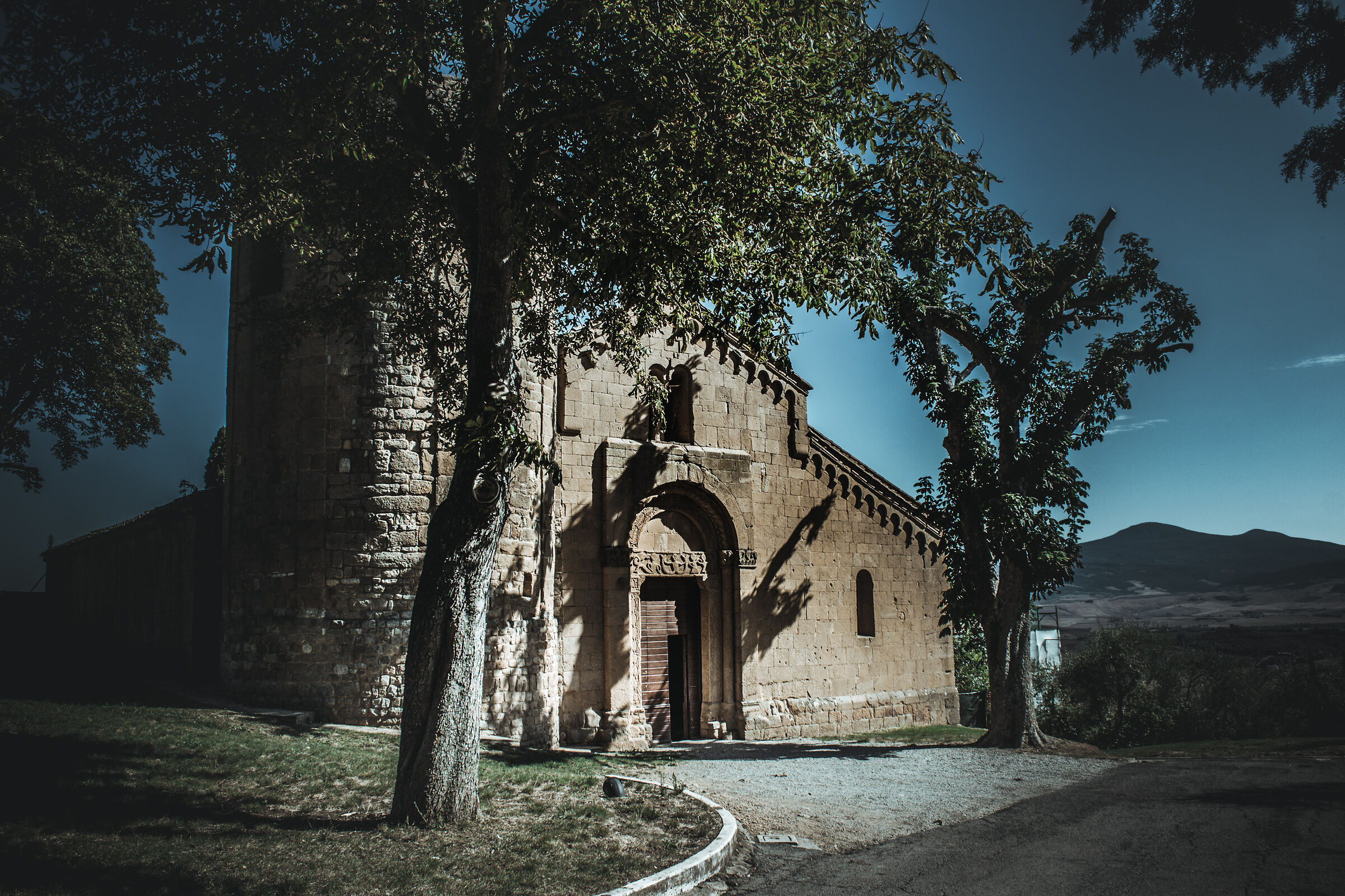 The charm of the hill churches