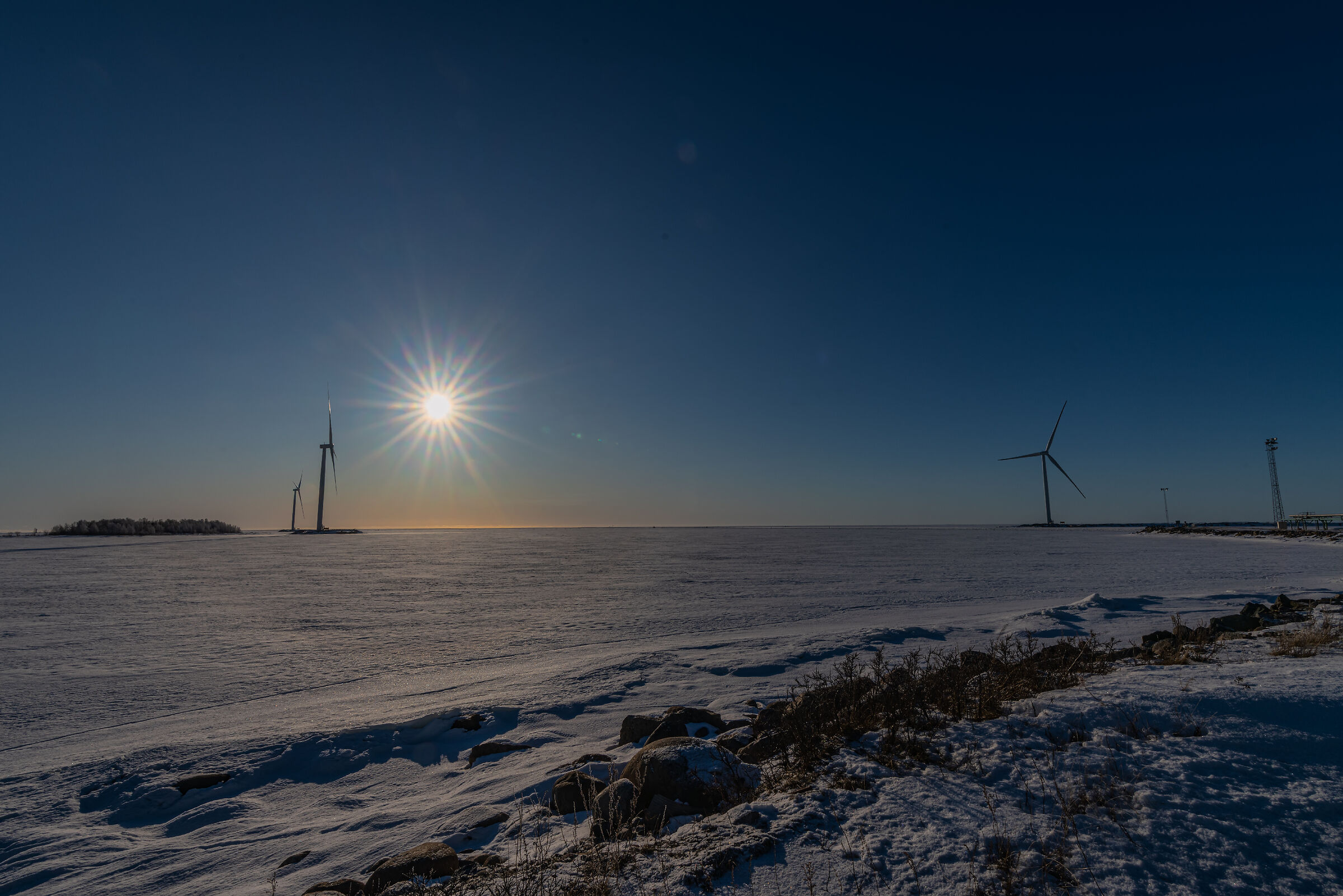 Sole di mezzogiorno , golfo di botnia Lapponia