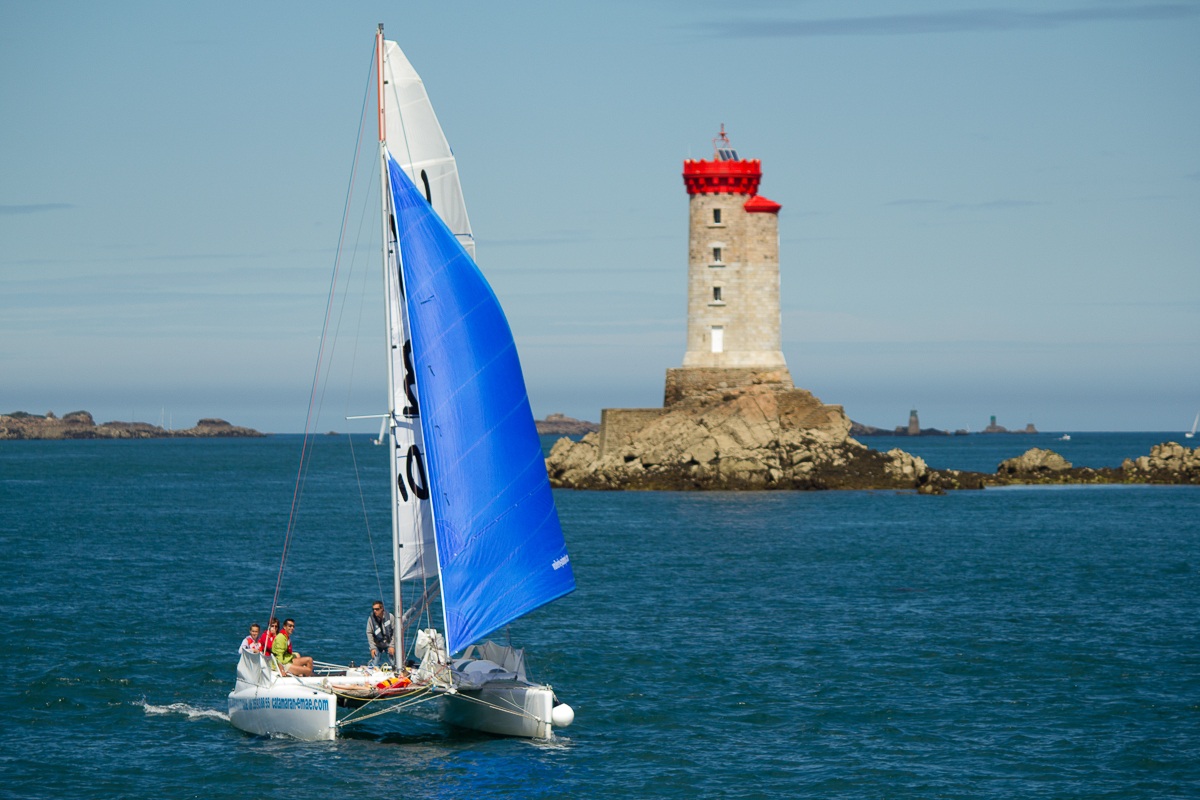 the headlights of cap frehel