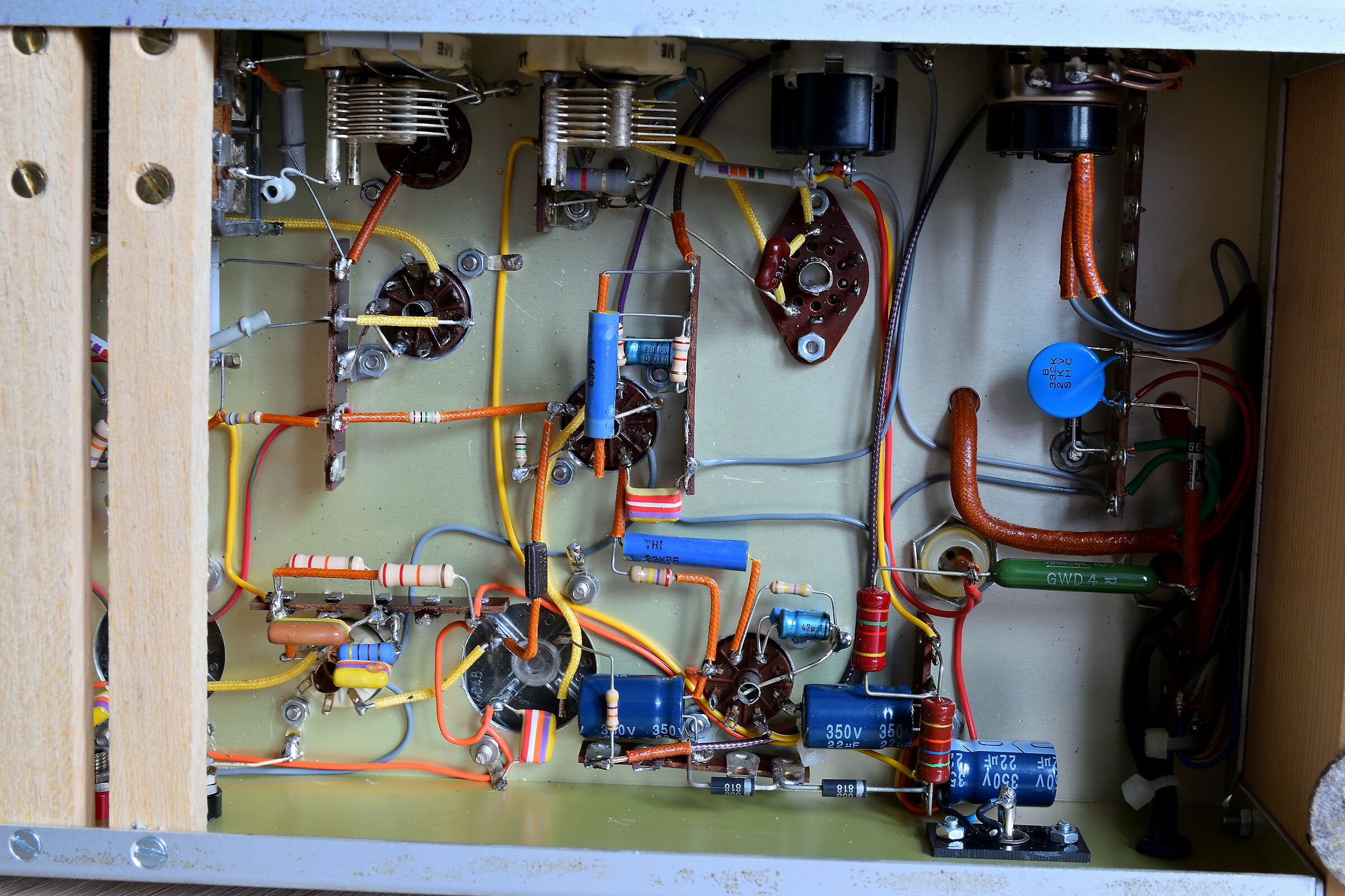 Ricevitore Old Style - cablaggio componenti