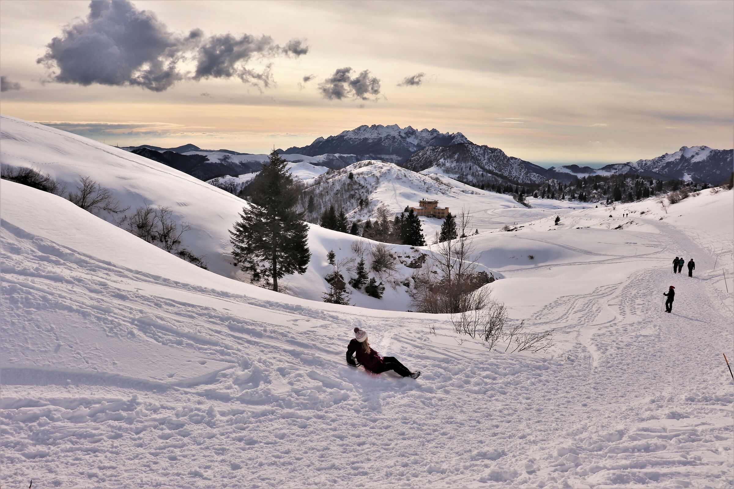 Vista del Monte Resegone dai Piani di Artavaggio
