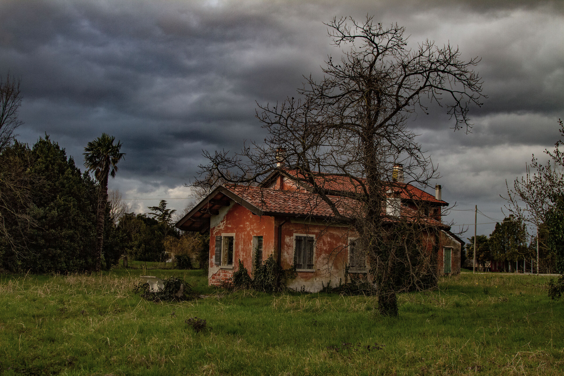 There was a small house like that.....