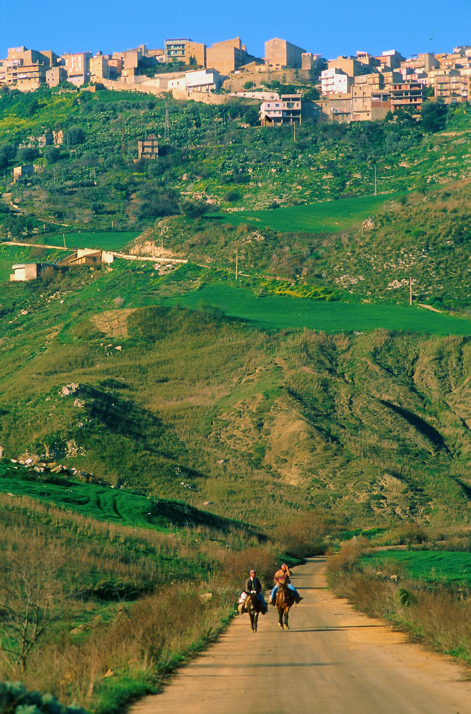 Nella valle dei Sicani: S. Angelo Muxaro