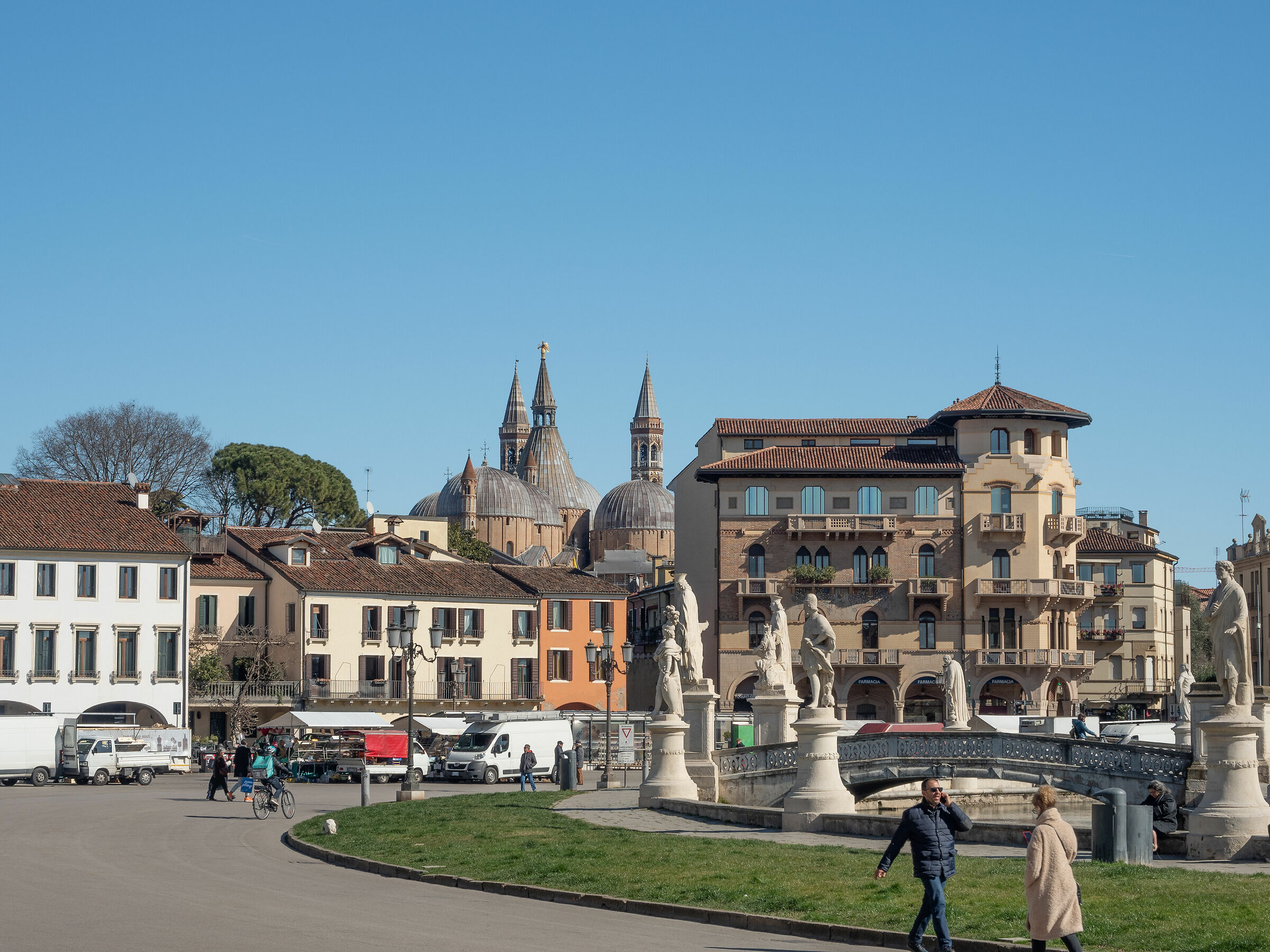 Padova  cupole Basilica del Santo