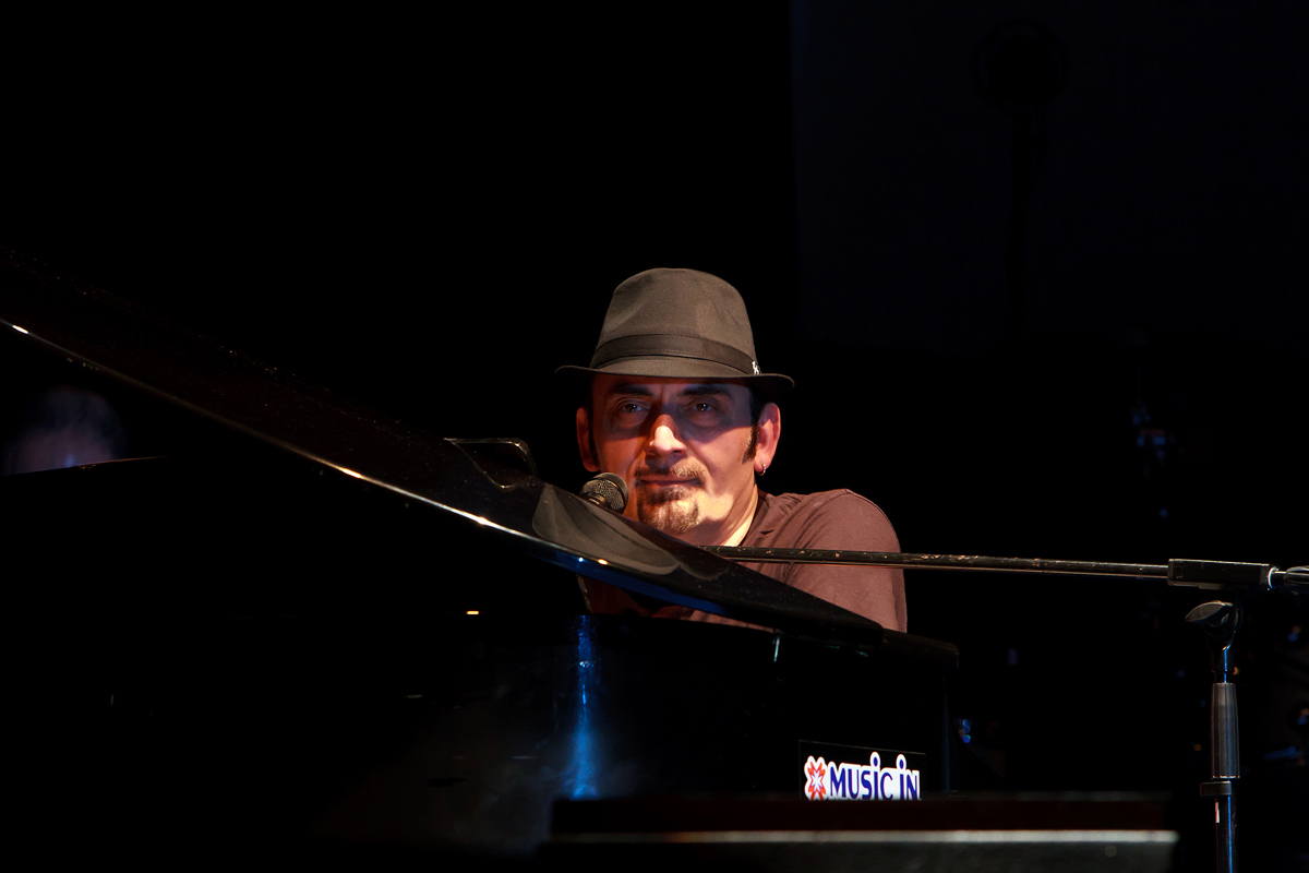 Mango at the Gran Teatro Roma