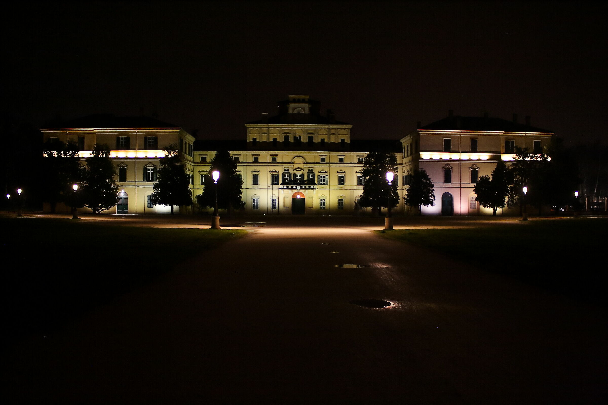 night rehearsals - parma ducal palace at 4 :-)