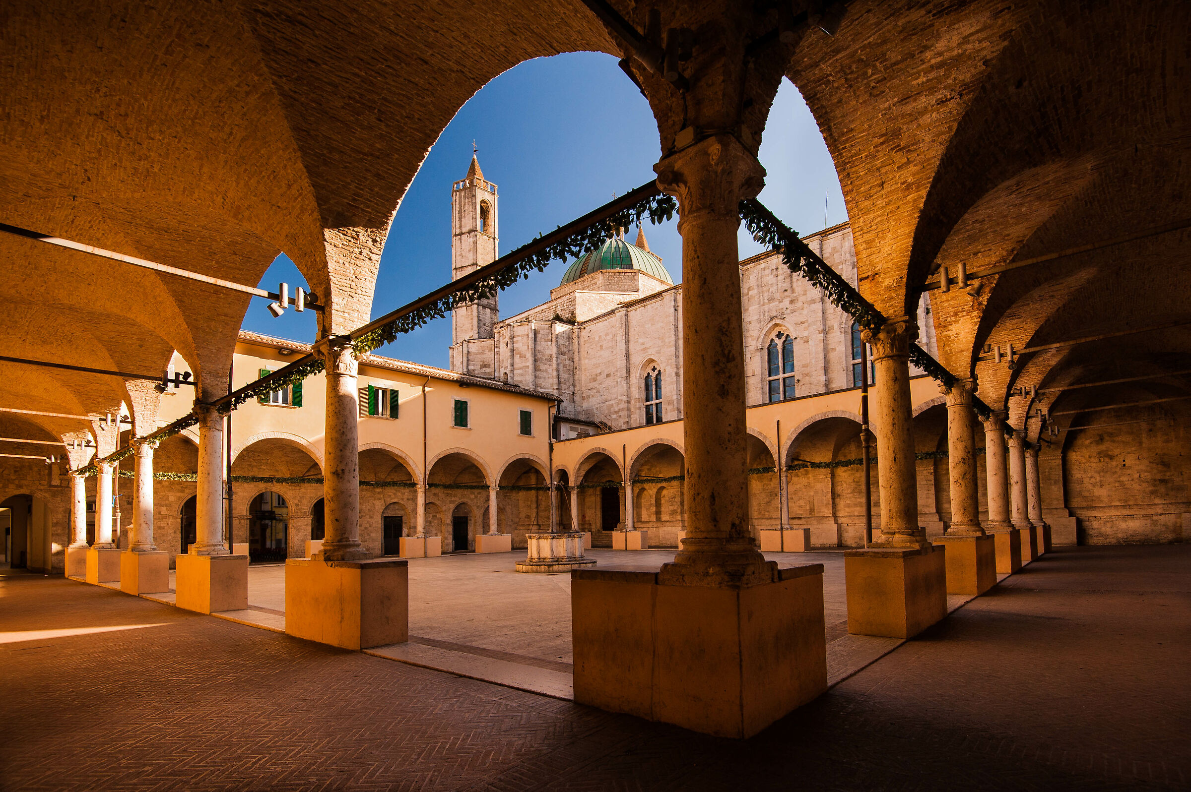 Major cloister of S. Francis