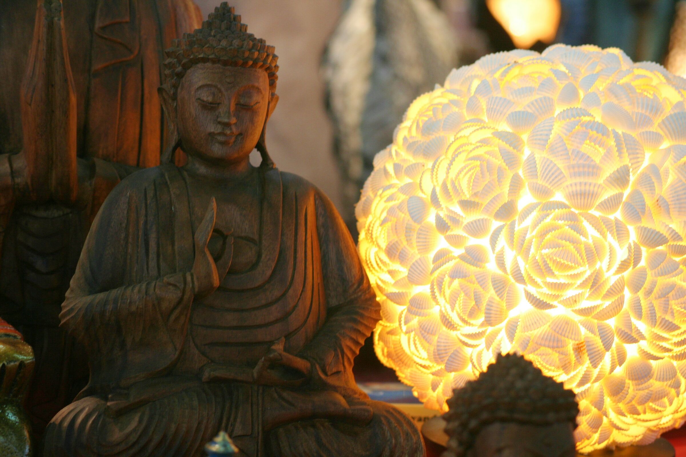 Peace comes from within. Don't look her outside.