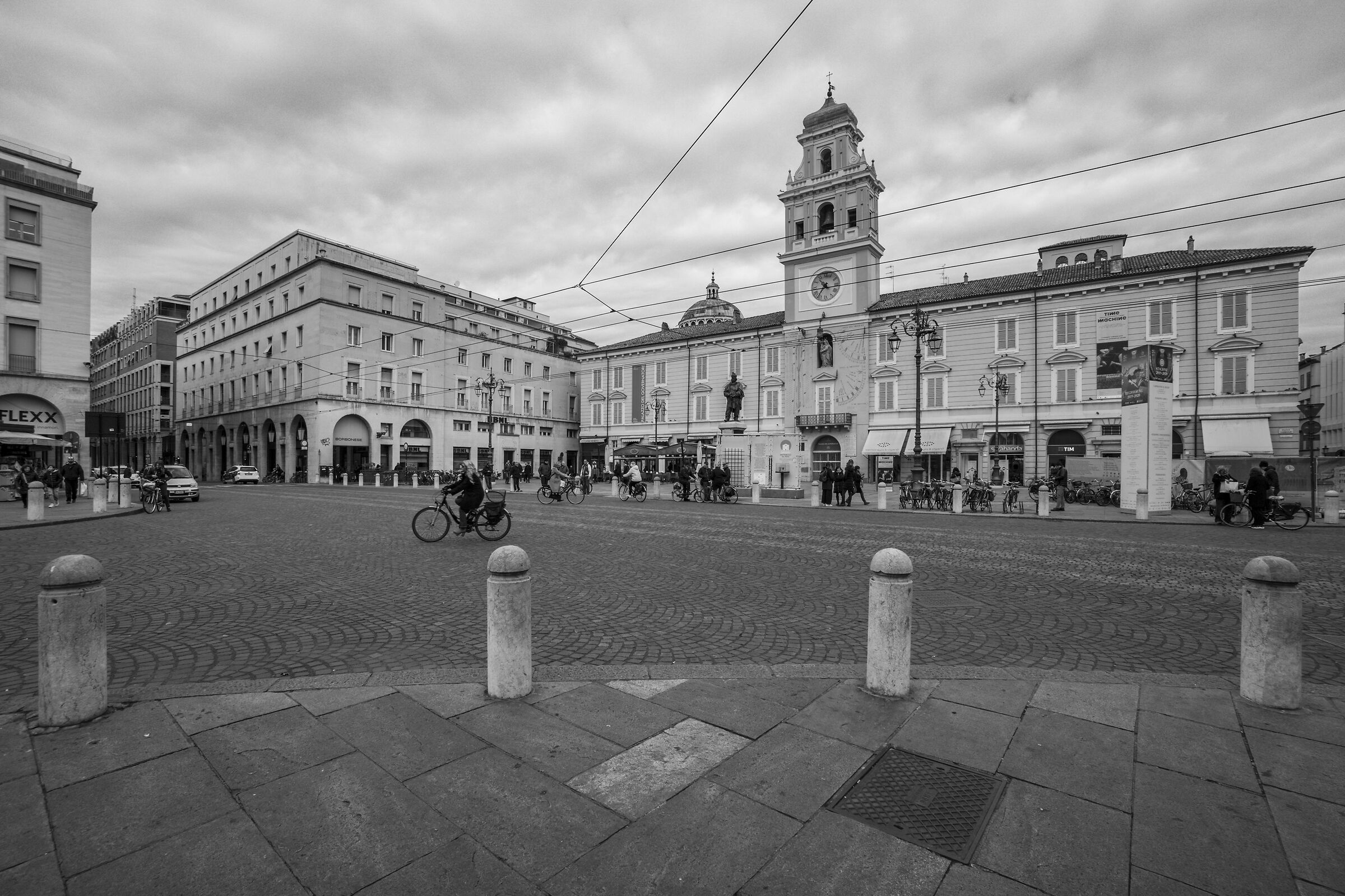 Piazza Giuseppe Garibaldi - 2