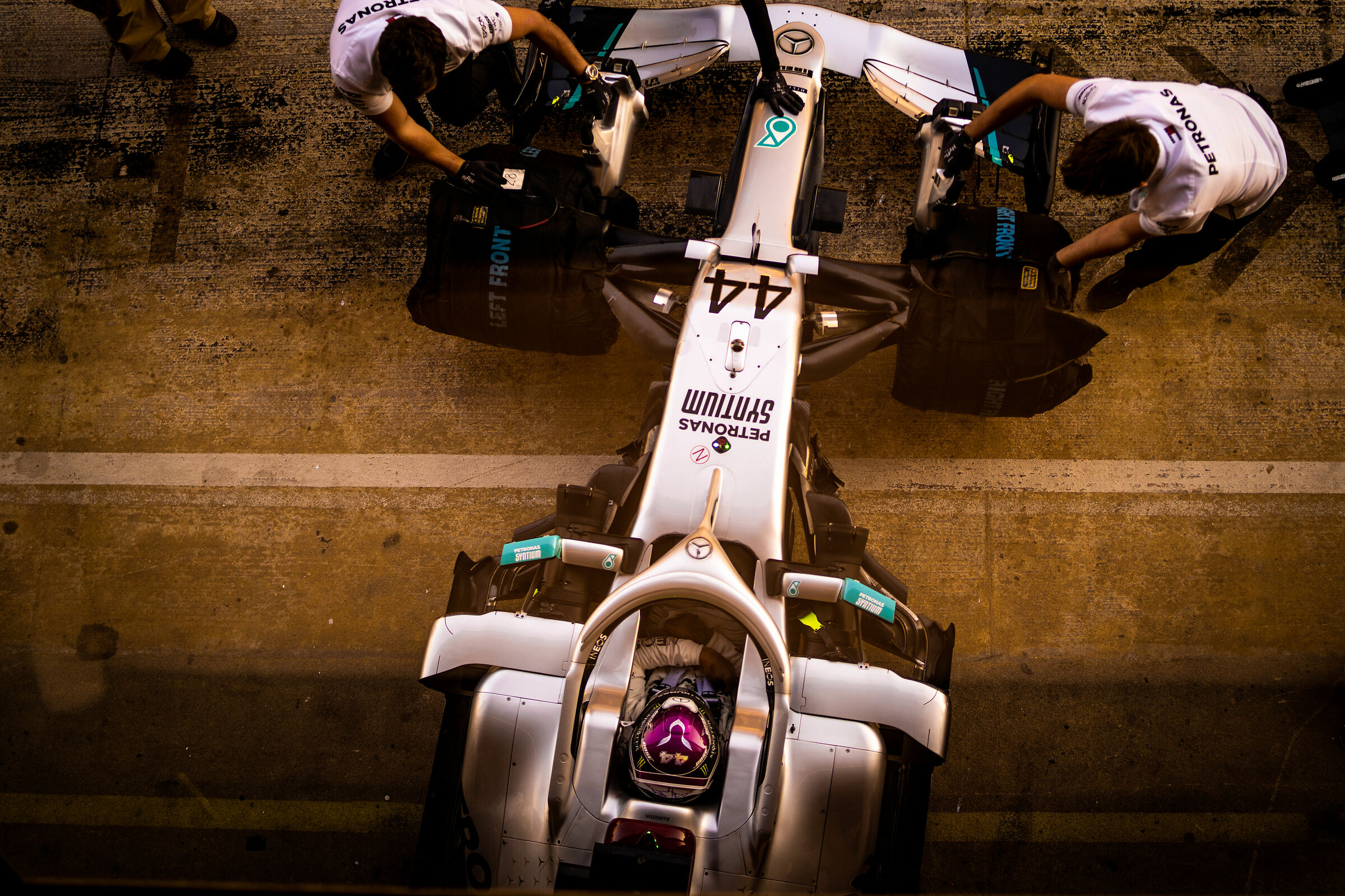 Lewis gettin on the garage