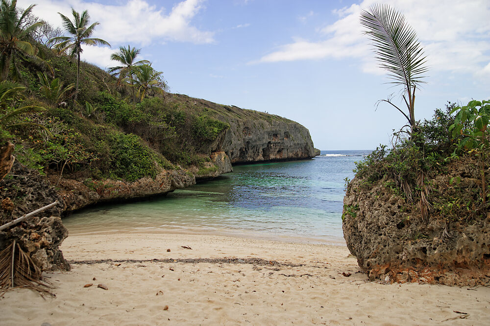 playa madame la galeras 2