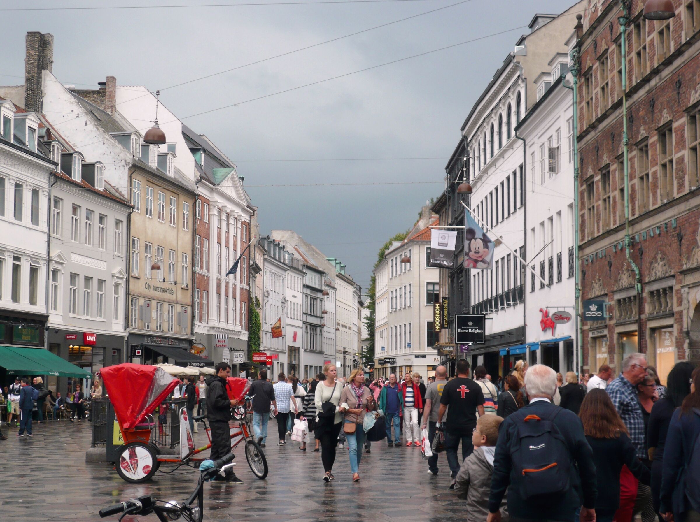 Walking after the rain on the Stroget