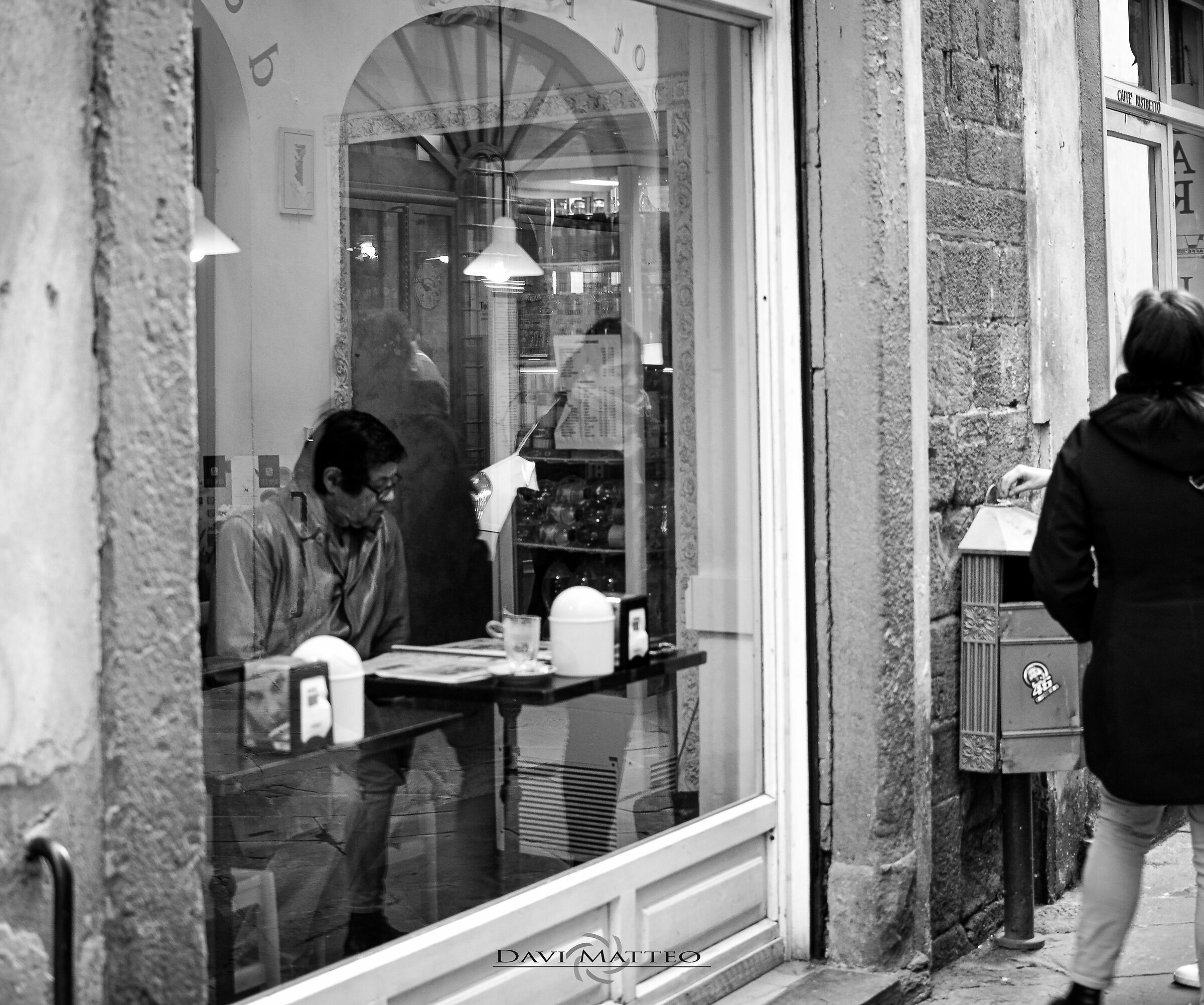 riflesso e caffè